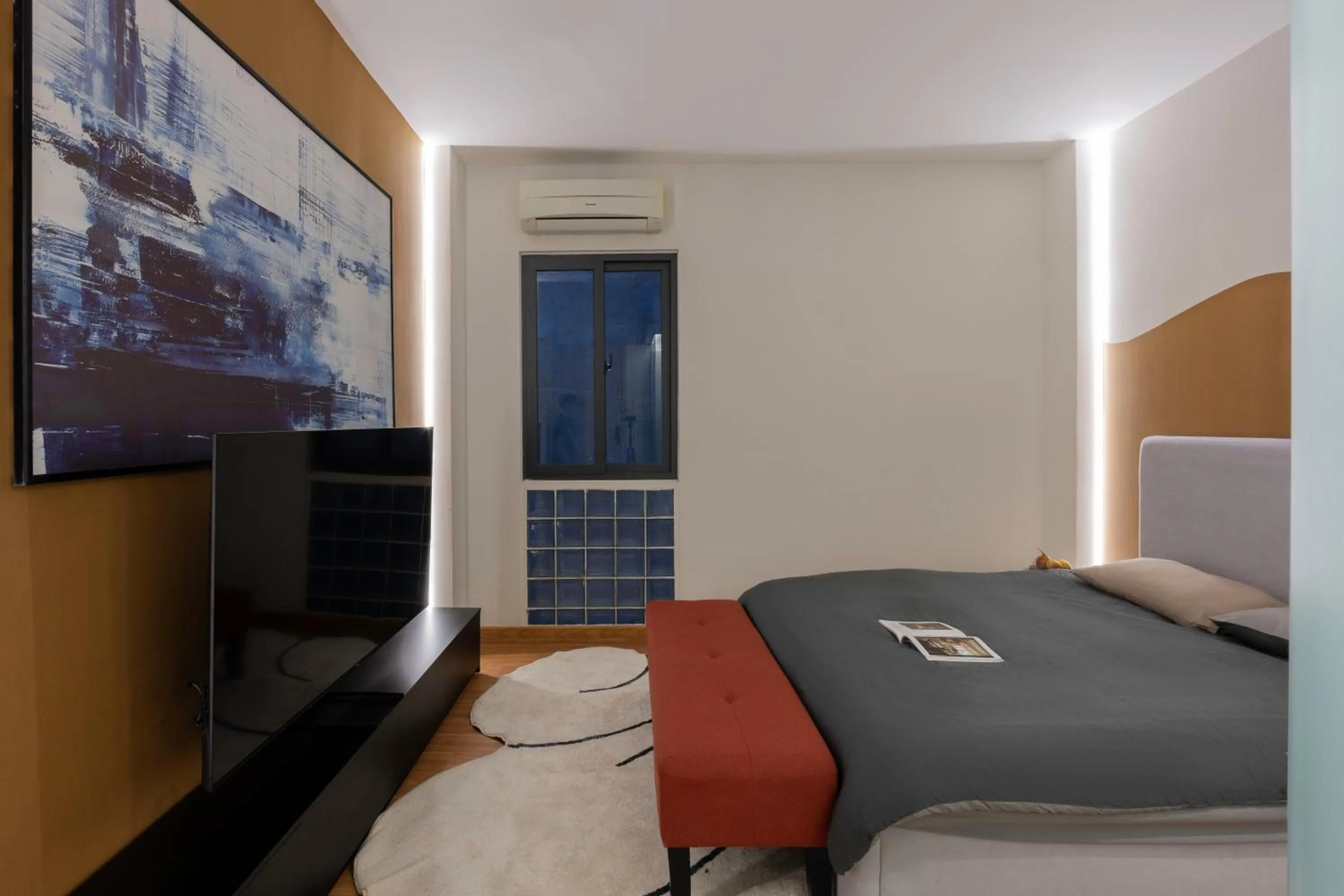 TV and multimedia, Bed in Zeus Living - City Central