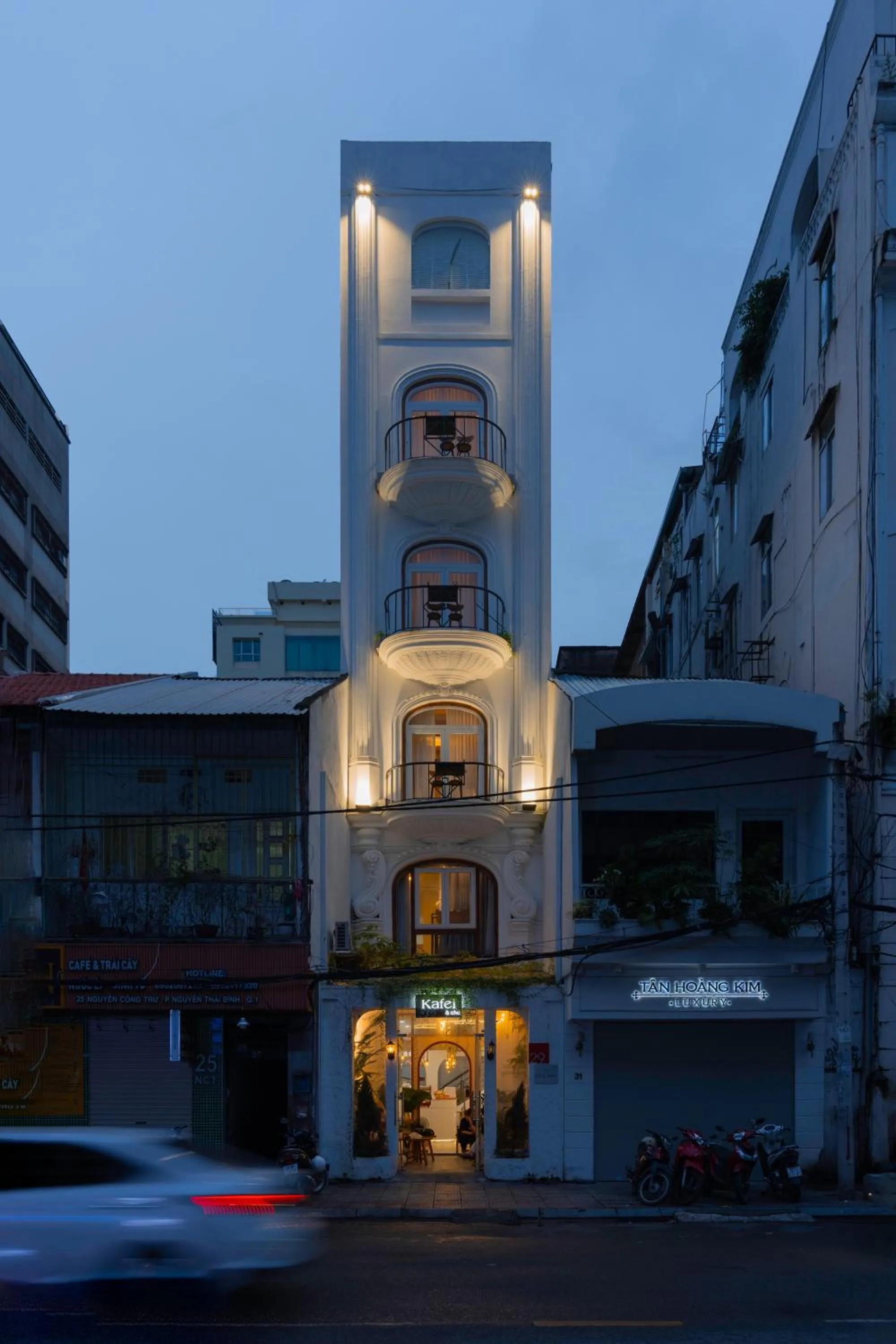 Property building in Zeus Living - City Central