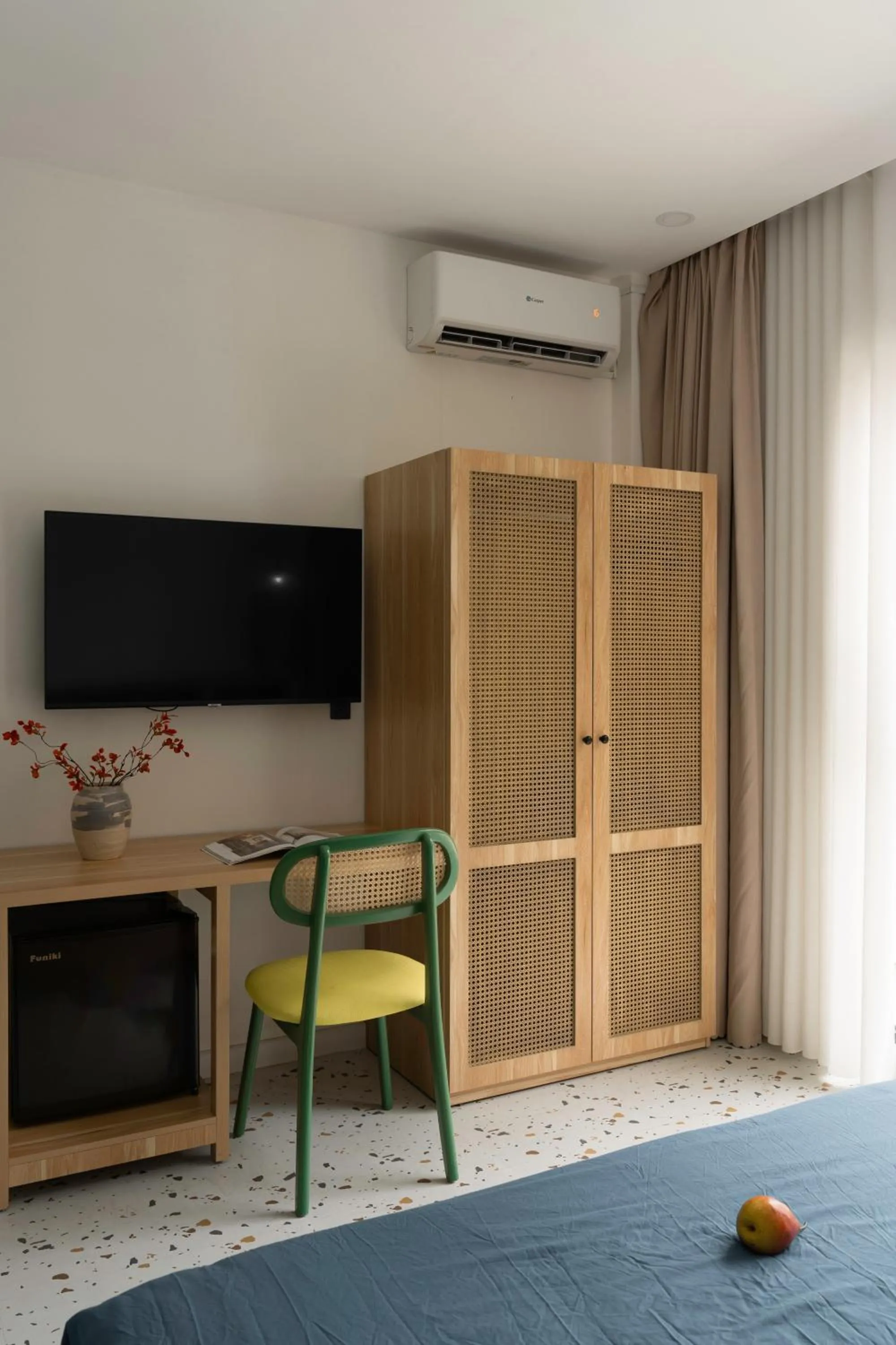 Property building in Zeus Living - City Central