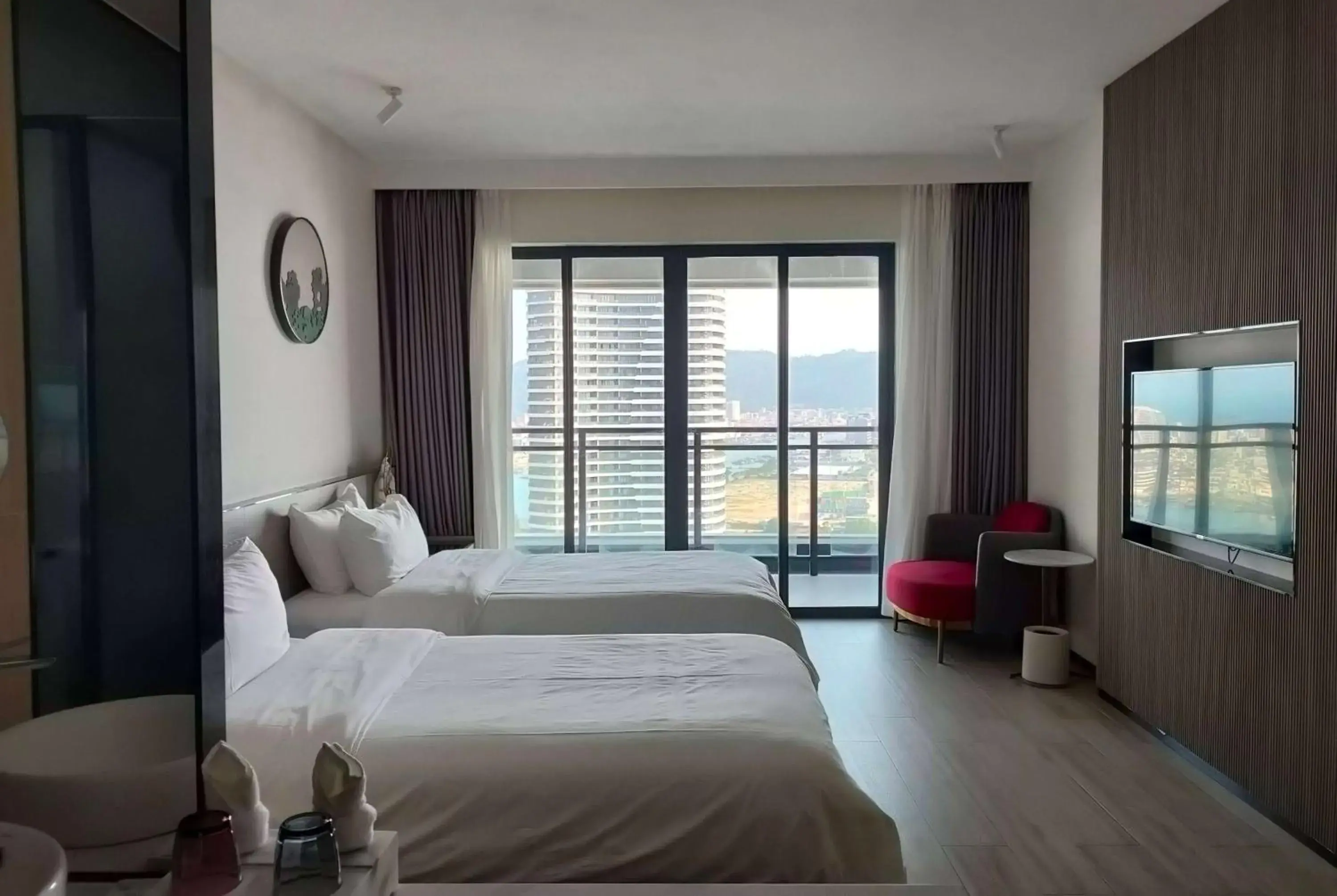 Photo of the whole room in Ramada by Wyndham Huizhou Double Moon Bay Photo of the whole room in Ramada by Wyndham Huizhou Double Moon Bay