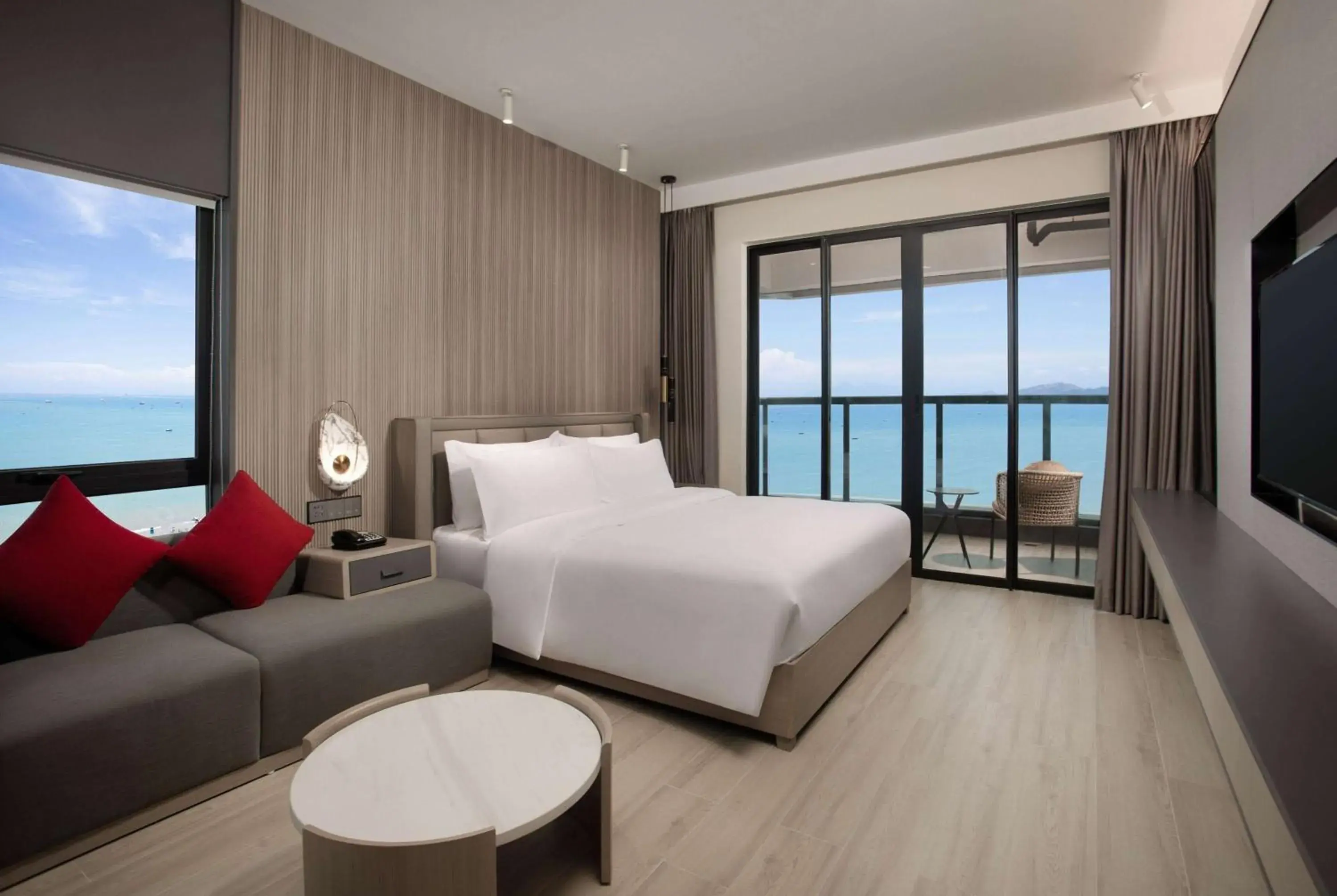 Photo of the whole room in Ramada by Wyndham Huizhou Double Moon Bay Photo of the whole room in Ramada by Wyndham Huizhou Double Moon Bay