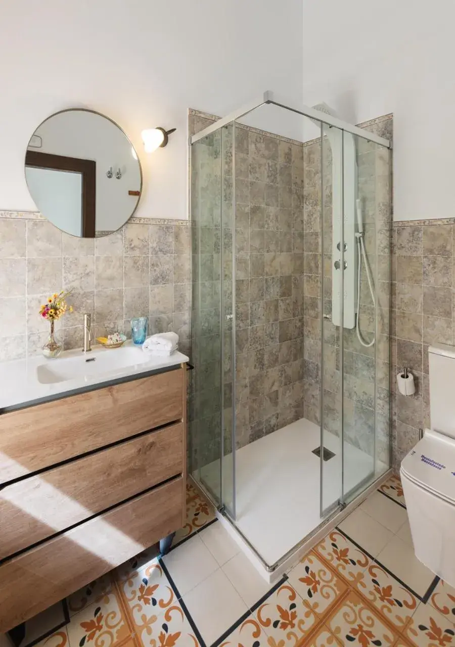 Standard Twin Room with Sofa - single occupancy in Art Boutique La Casona de las Flores Standard Twin Room with Sofa - single occupancy in Art Boutique La Casona de las Flores