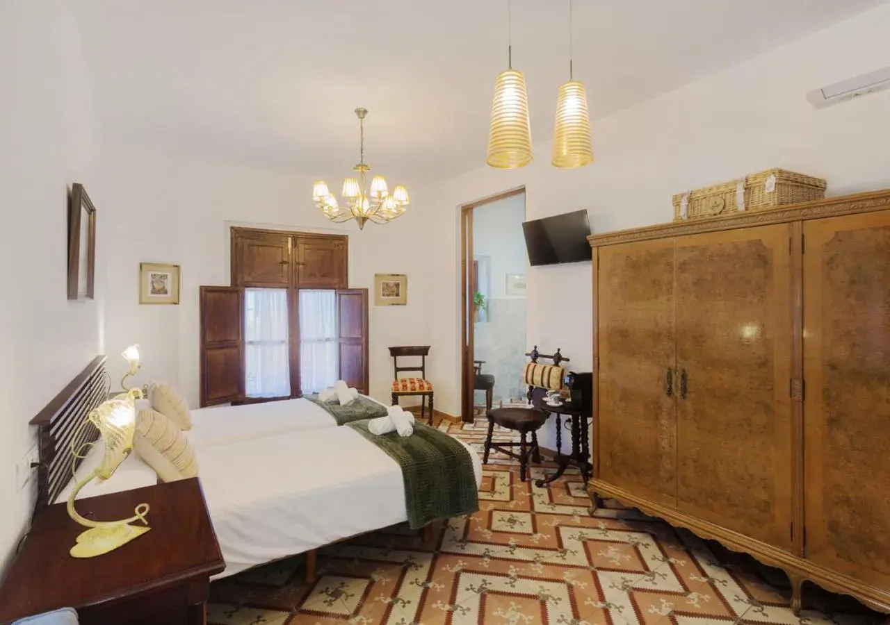 Standard Twin Room with Sofa in Art Boutique La Casona de las Flores Standard Twin Room with Sofa in Art Boutique La Casona de las Flores