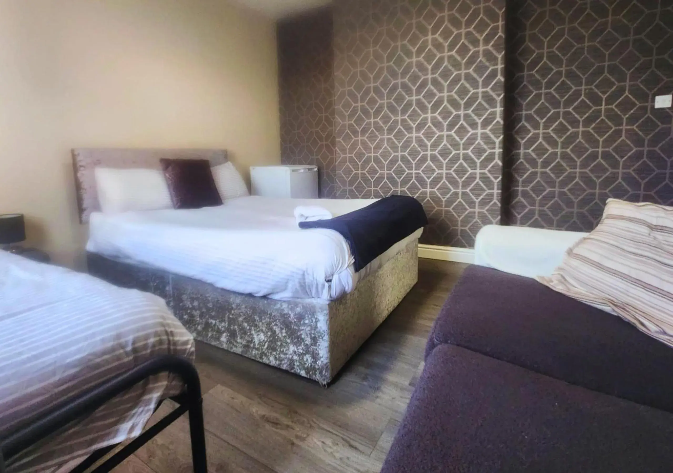 Triple Room with Private Bathroom in Kop View Triple Room with Private Bathroom in Kop View
