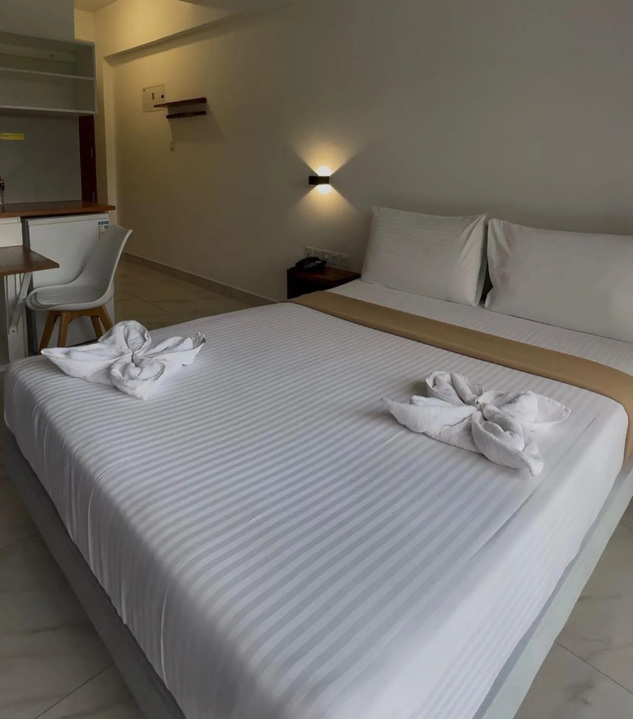 Bedroom, Bed in 88th Nuwara Eliya