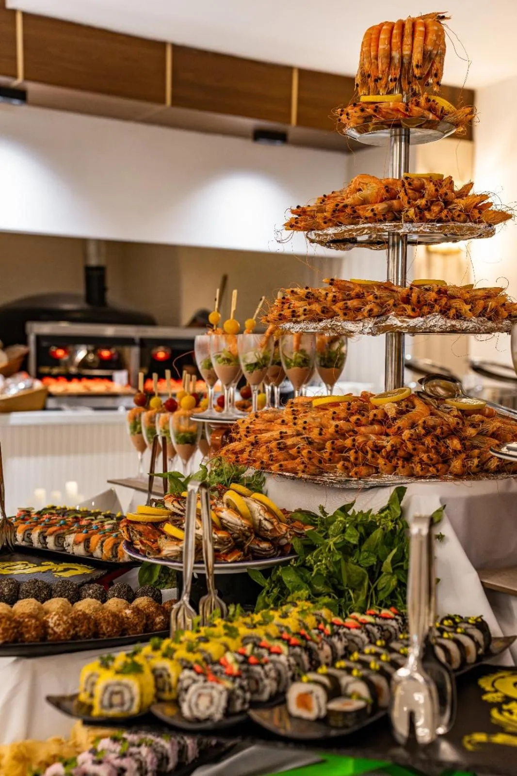 Food and drinks in SIDE MOON PALACE