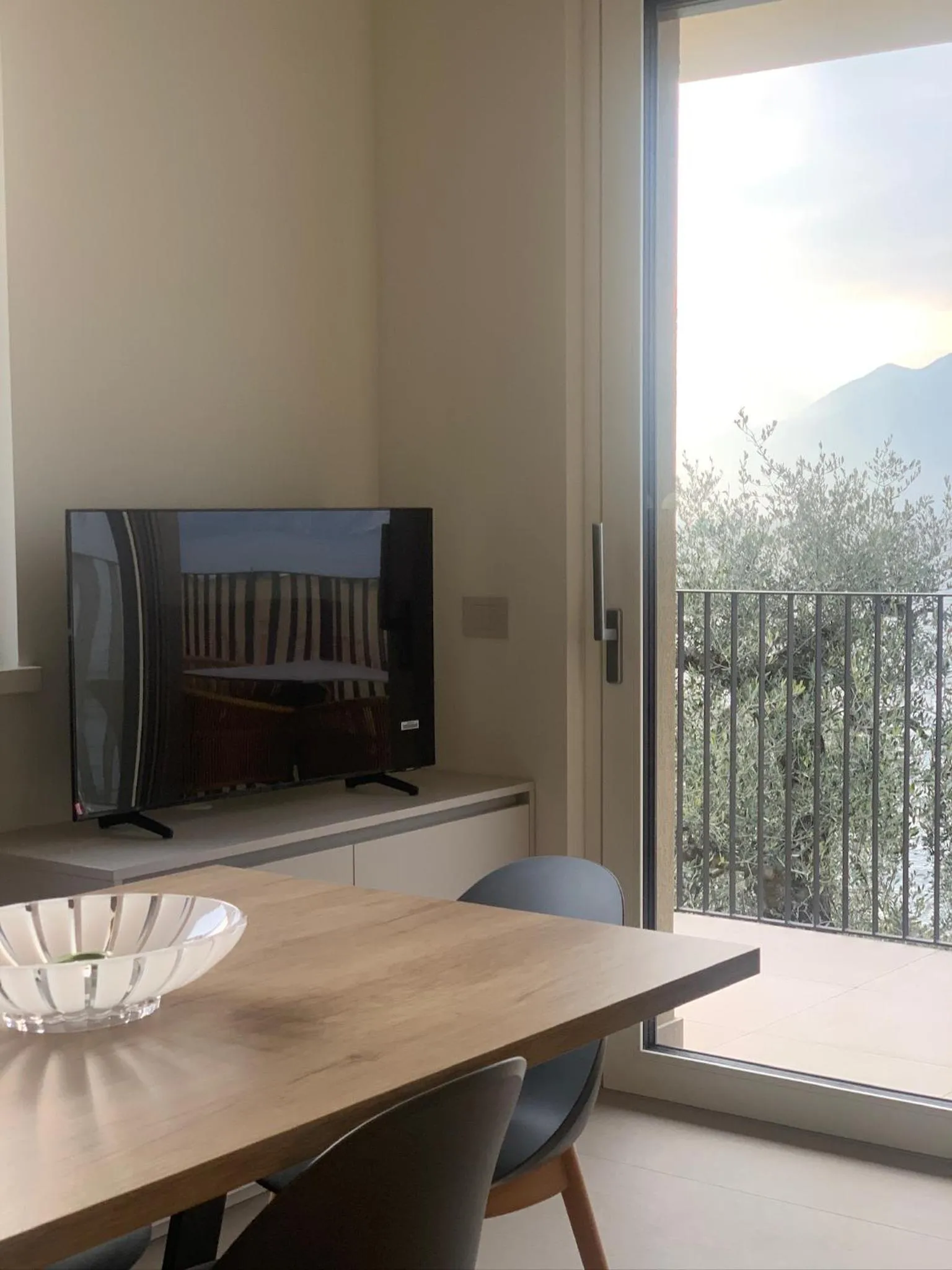 Communal lounge/ TV room in Camping Denis