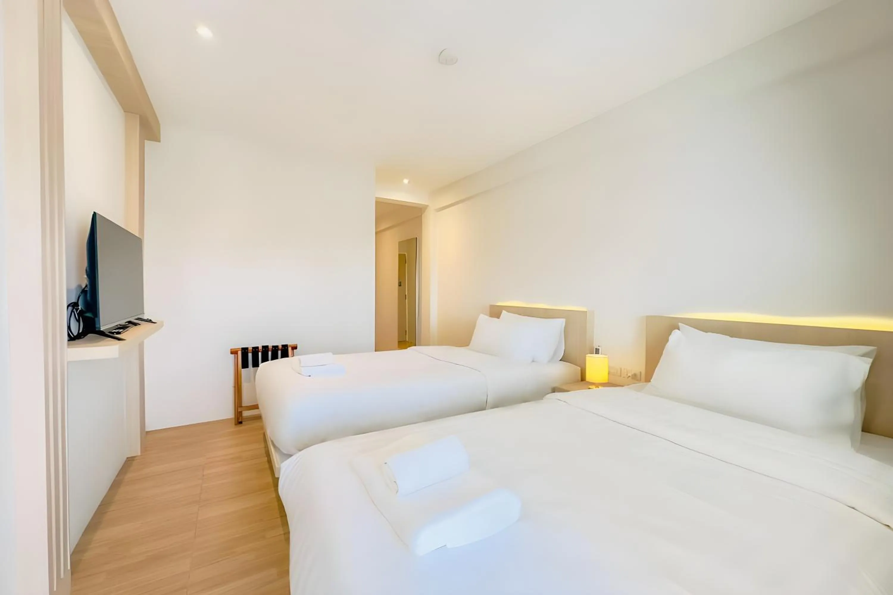 Bedroom, Bed in Zhennan Teabar Hotel