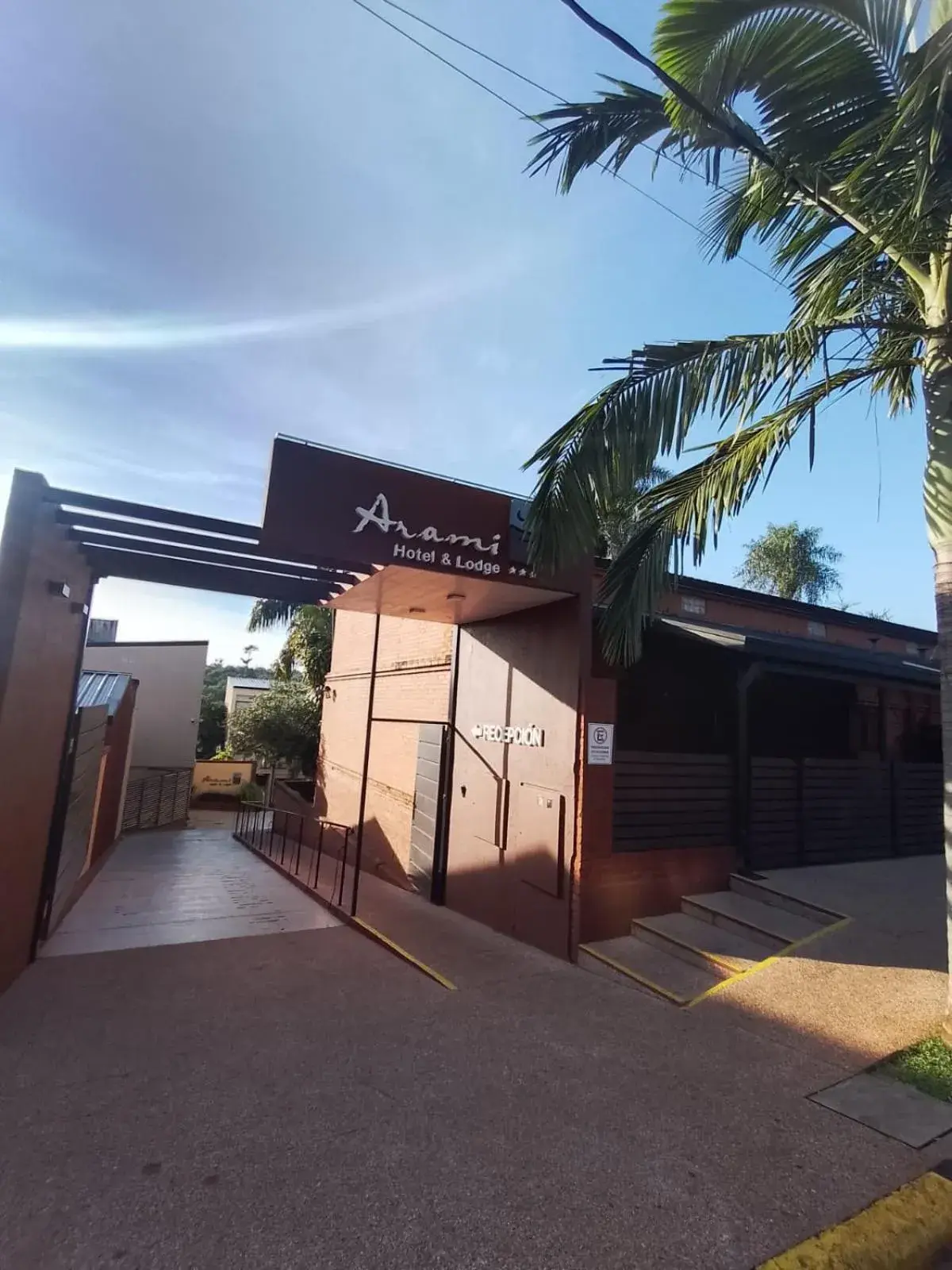 Property building in ARAMI HOTEL & LODGE Property building in ARAMI HOTEL & LODGE