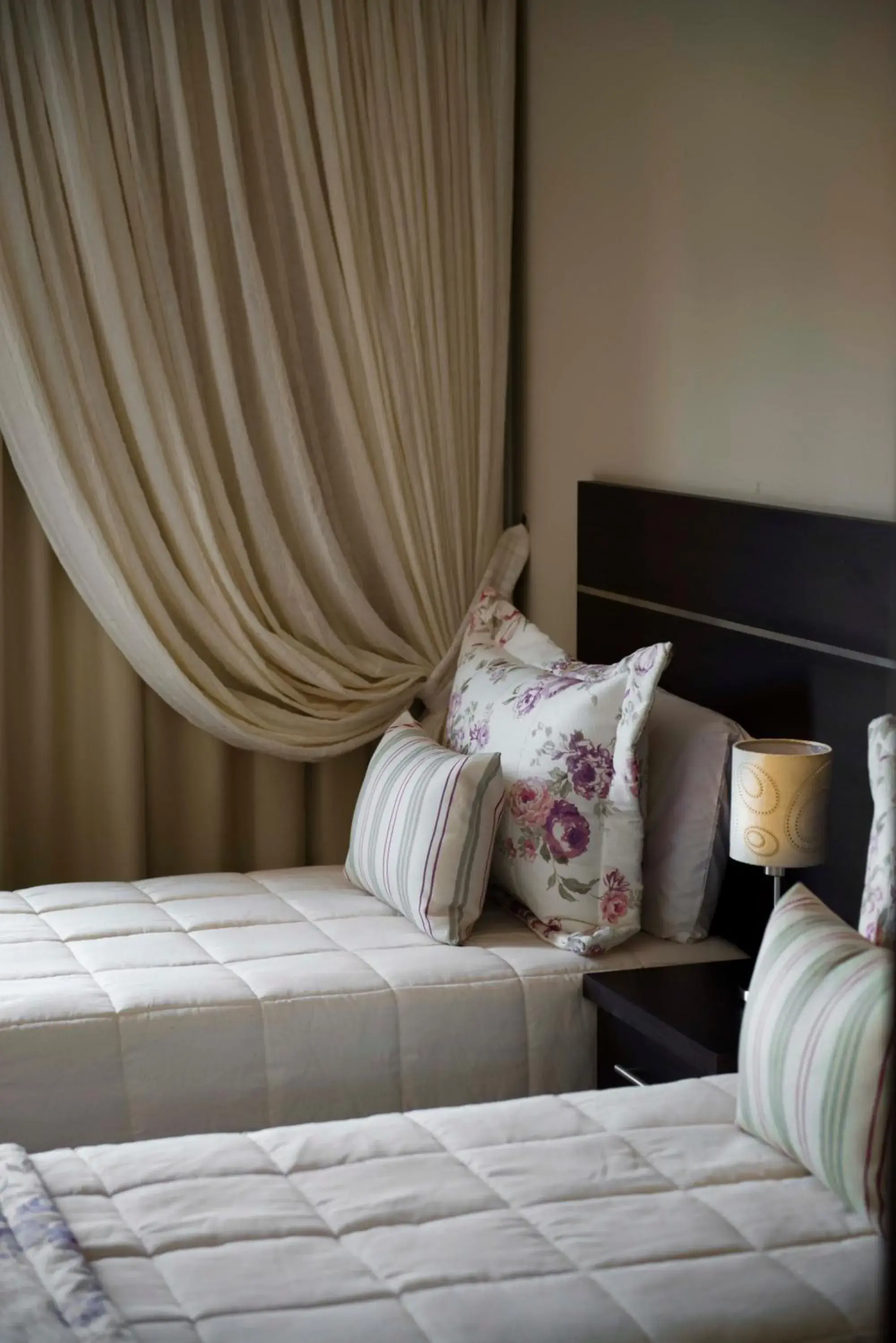 Bedroom, Bed in ARAMI HOTEL & LODGE Bedroom, Bed in ARAMI HOTEL & LODGE