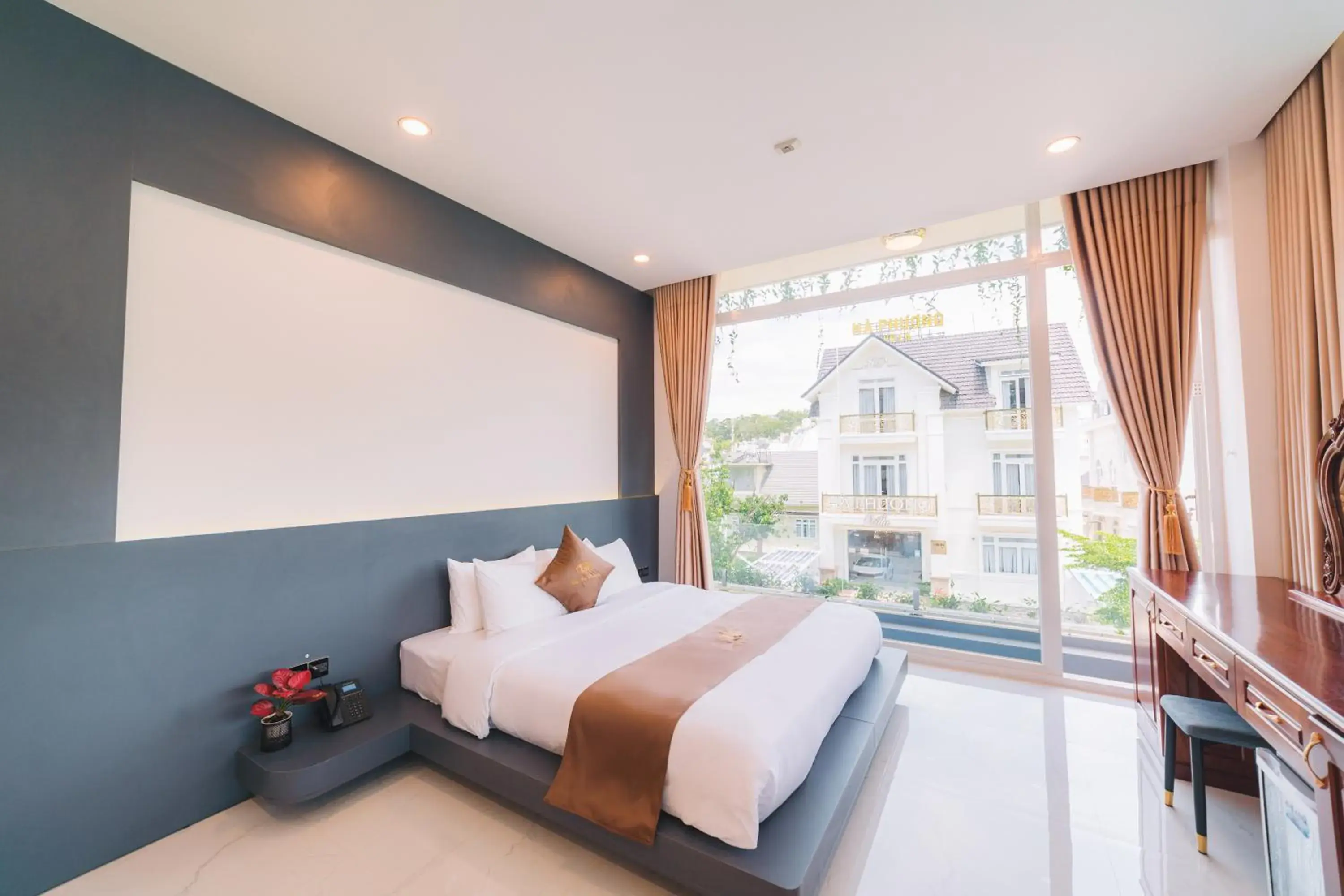 Bed in Quy Tai Premium Hotel Bed in Quy Tai Premium Hotel