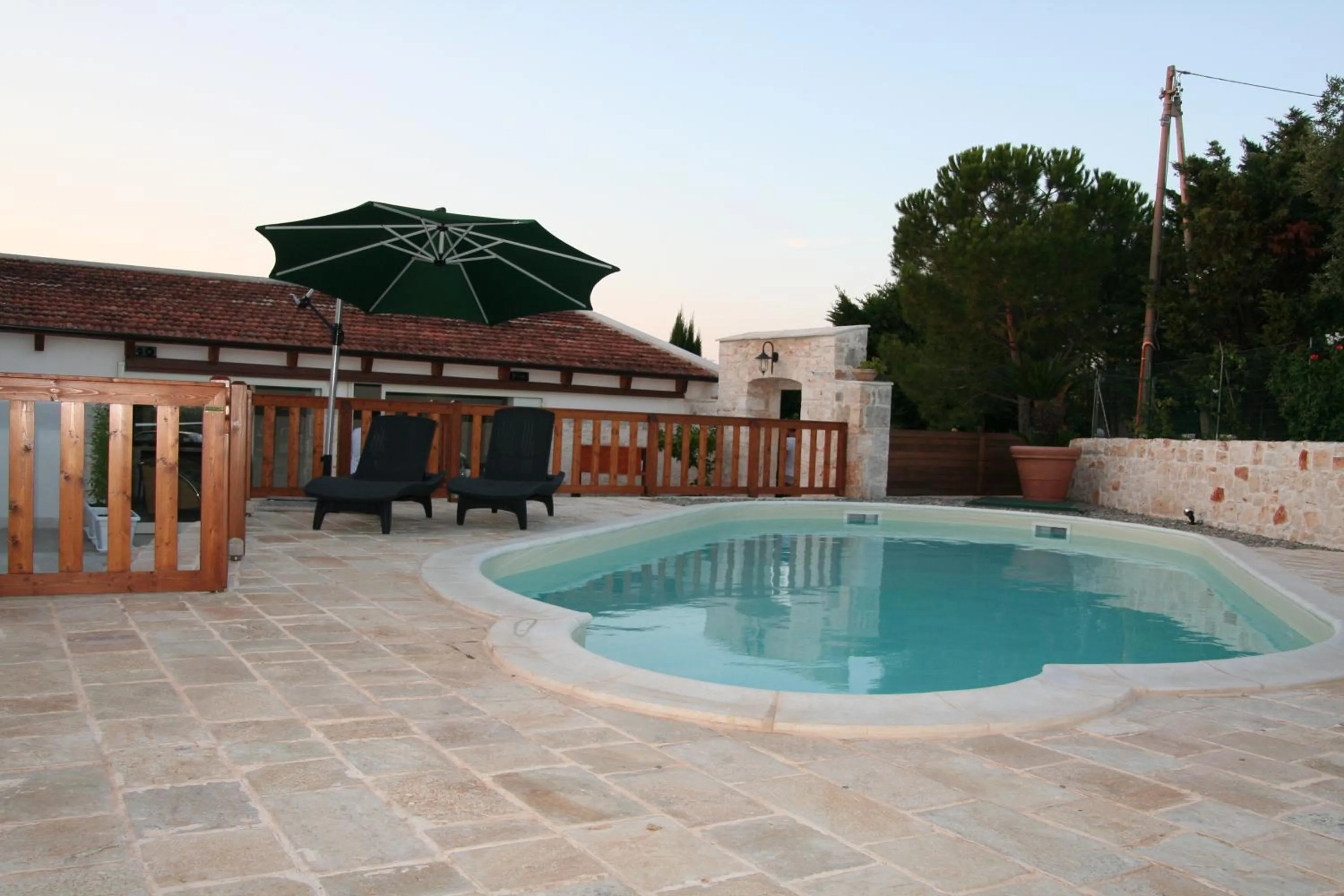 Swimming pool in La Dimora Gigante