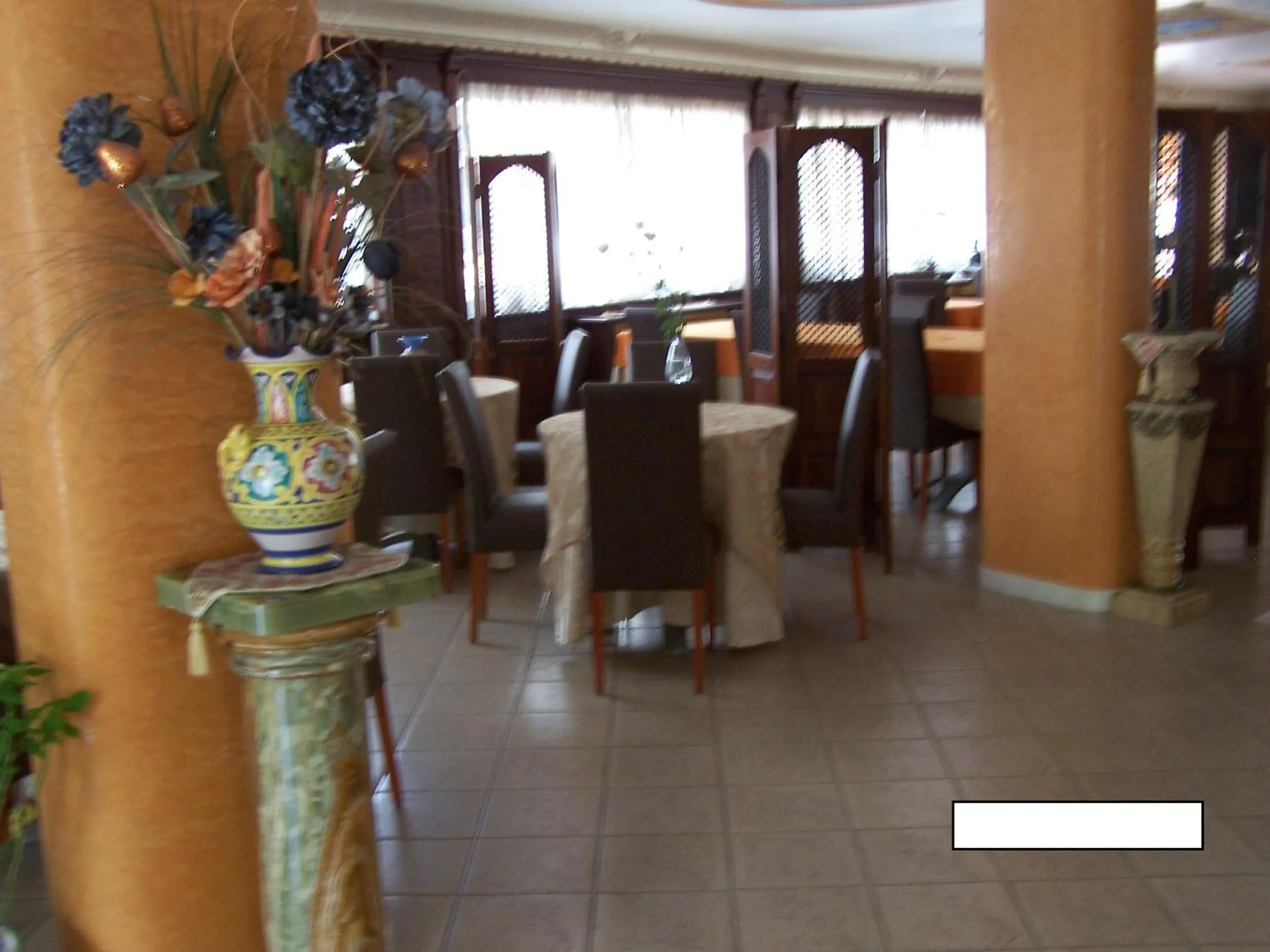 Communal lounge/ TV room in Hotel Nautilus