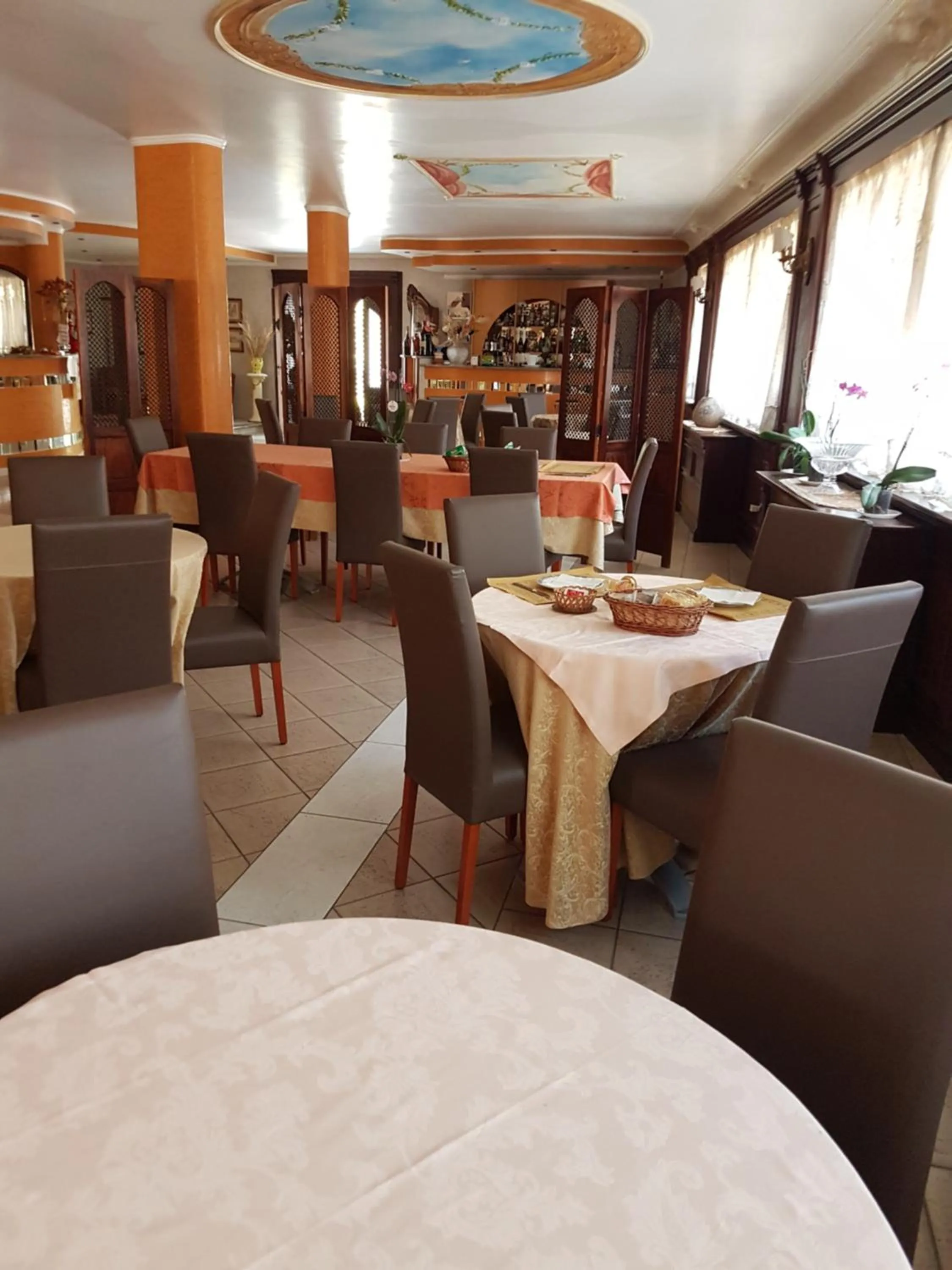 Food and drinks in Hotel Nautilus