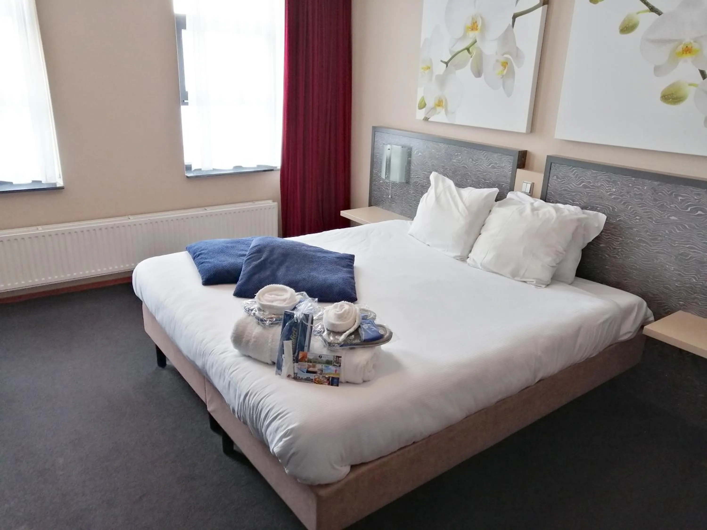 Bedroom, Bed in Fletcher Wellness-Hotel Trivium