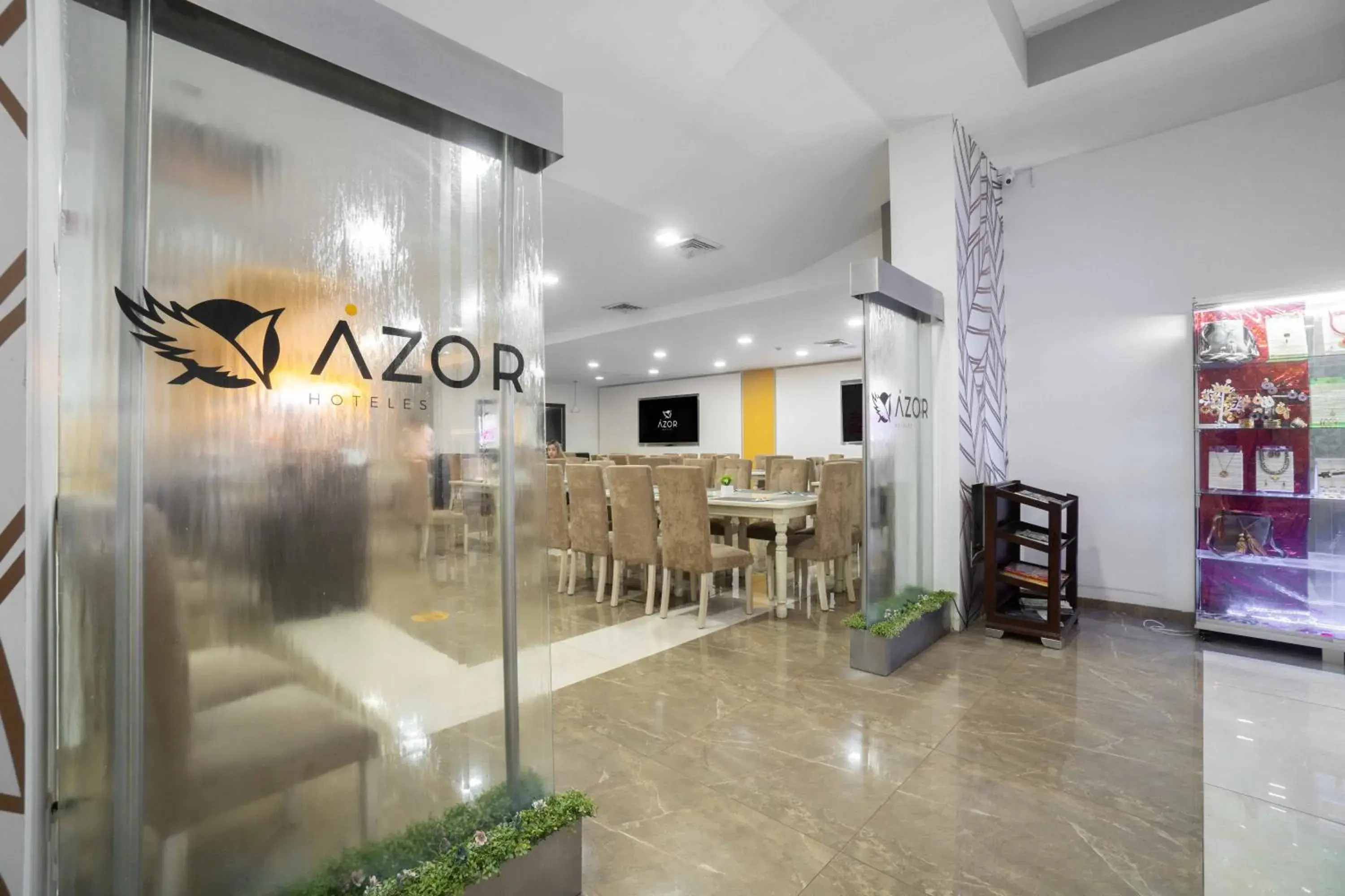 Restaurant/places to eat in Azor Hotel Cali Versalles Restaurant/places to eat in Azor Hotel Cali Versalles