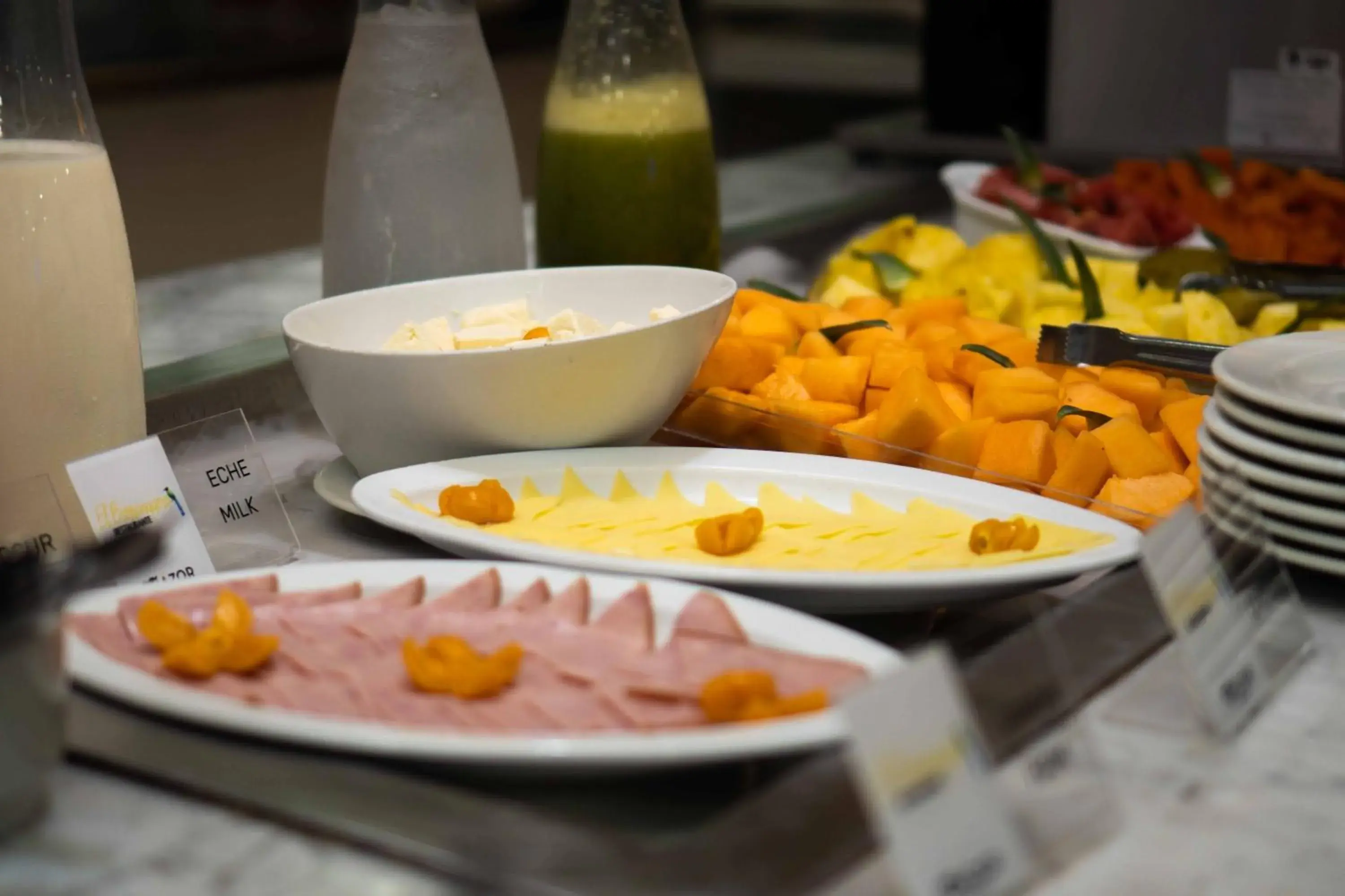 Restaurant/places to eat in Azor Hotel Cali Versalles Restaurant/places to eat in Azor Hotel Cali Versalles