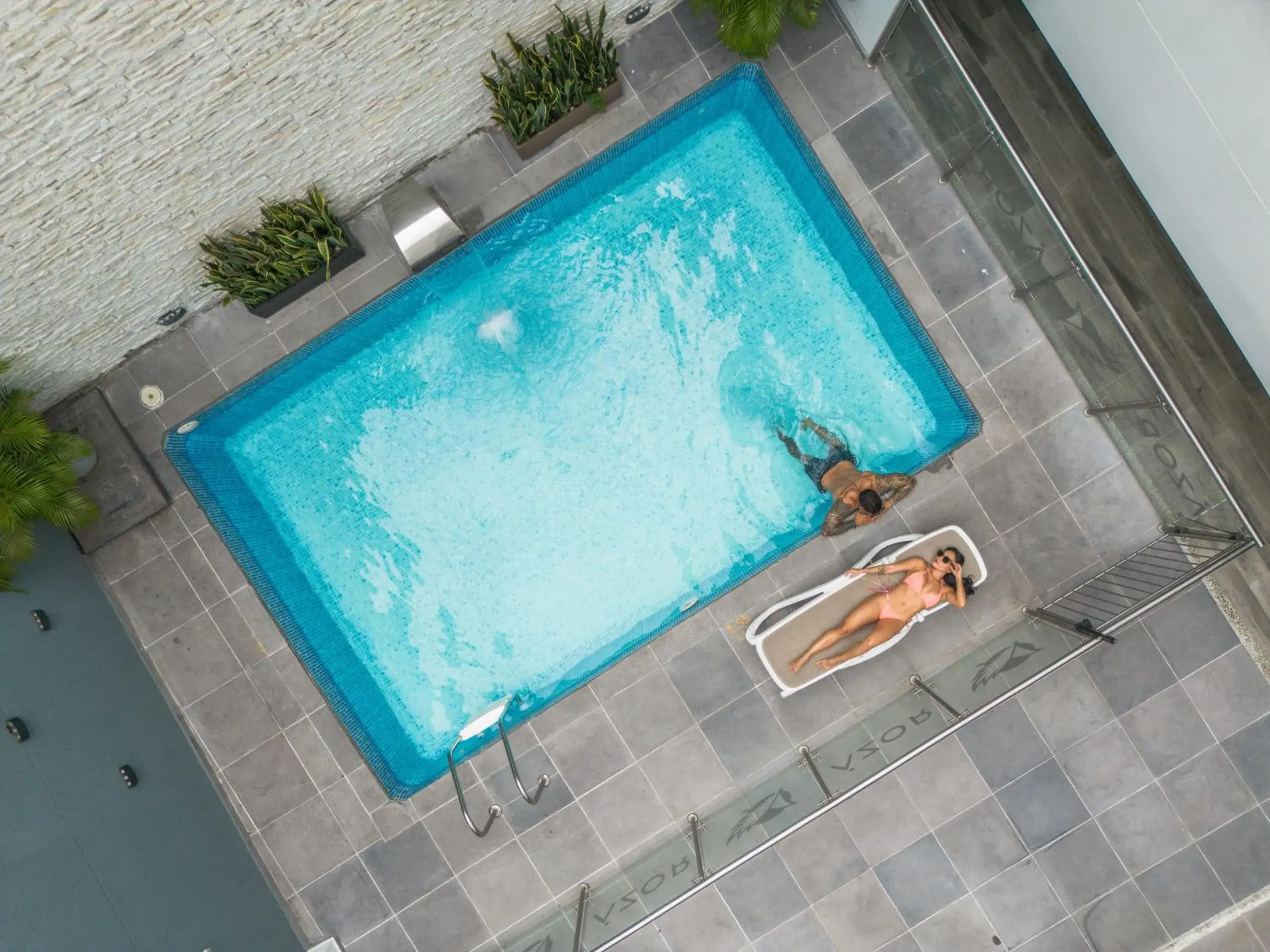 Swimming pool in Azor Hotel Cali Versalles Swimming pool in Azor Hotel Cali Versalles