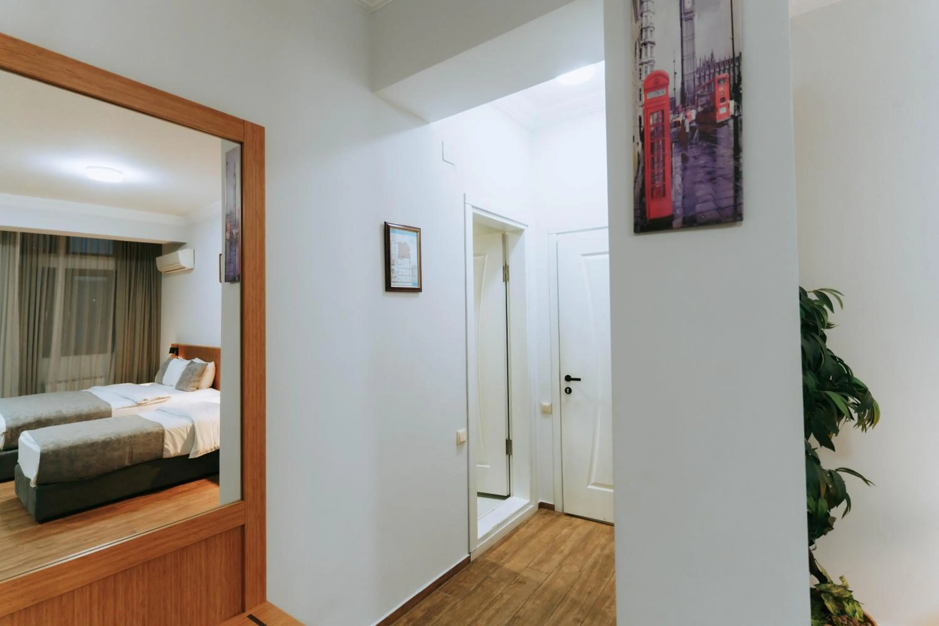 Photo of the whole room, Bed in Hotel Old Town