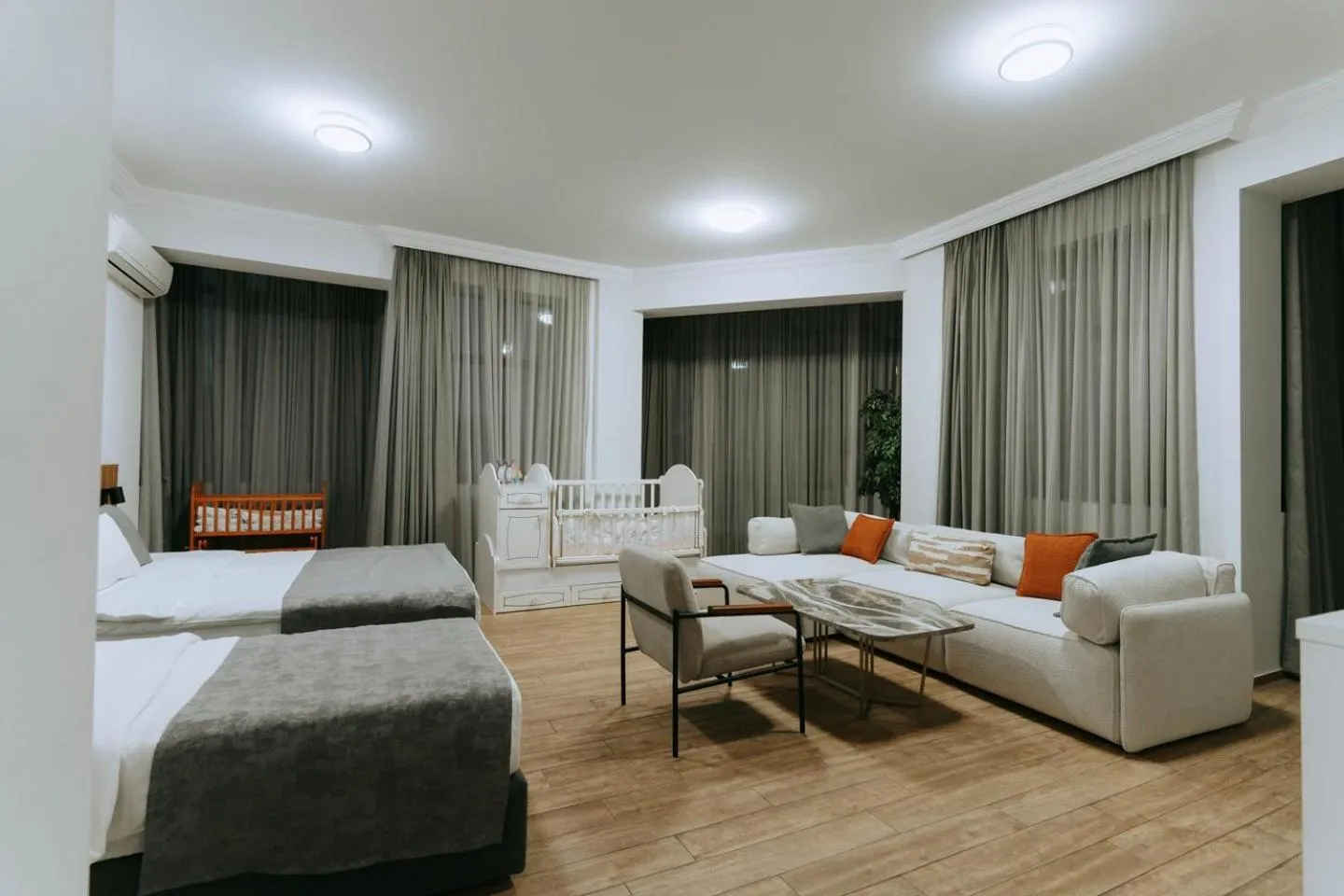 Photo of the whole room, Bed in Hotel Old Town