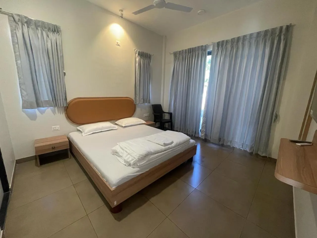 Bed in Coastal Paradise