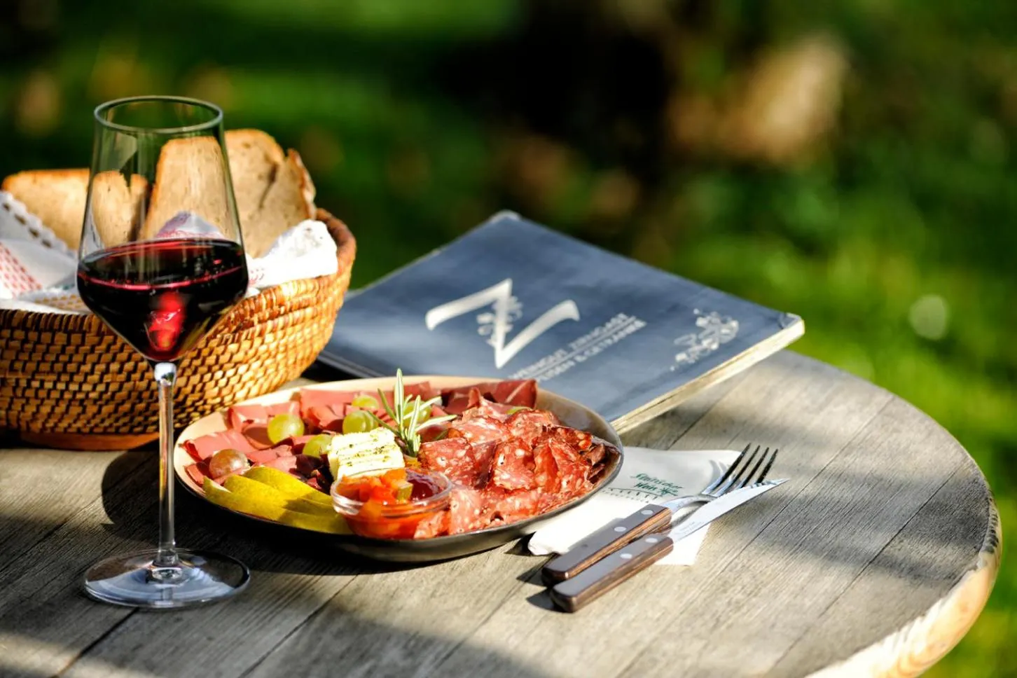 Food and drinks in Weingut Zirngast
