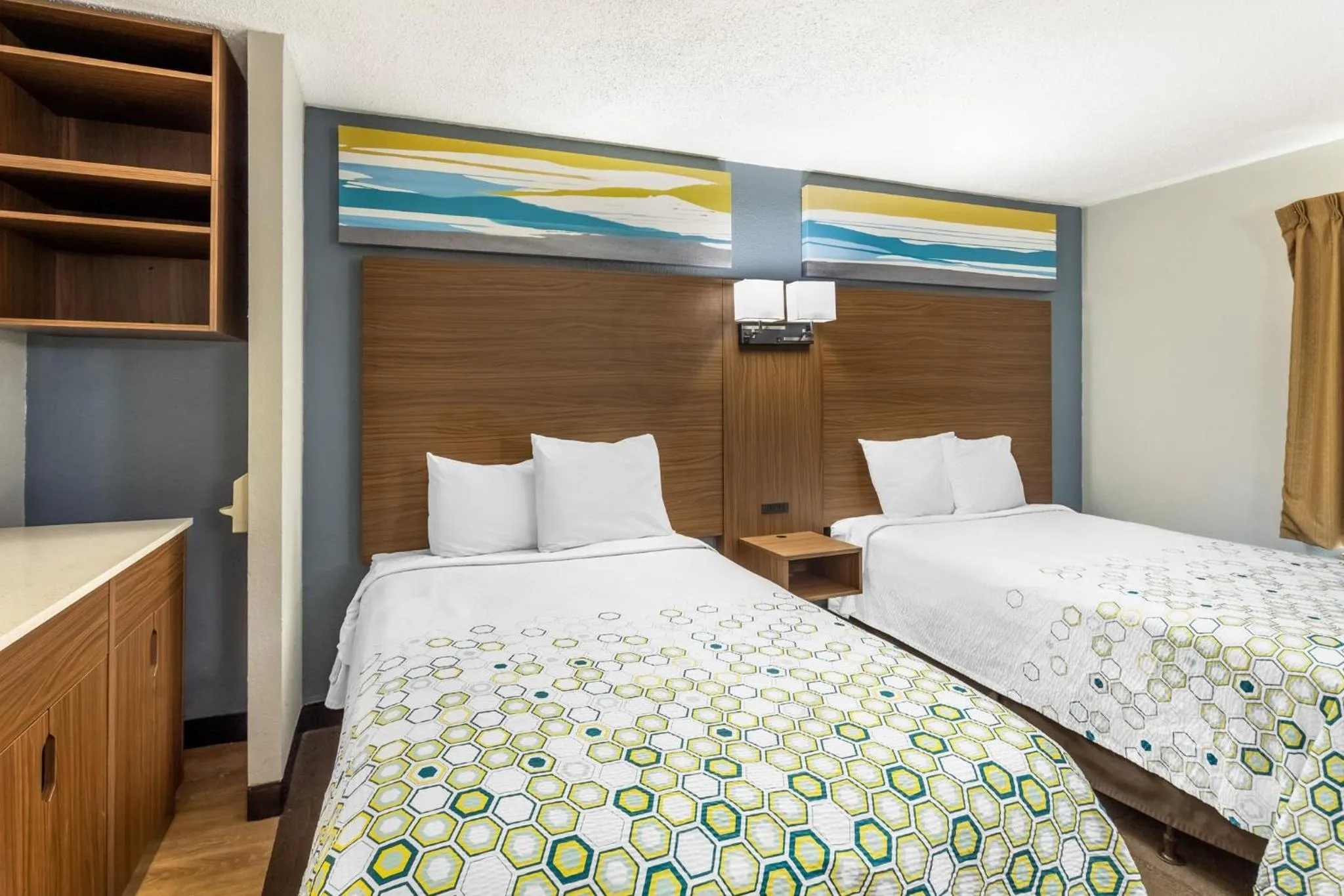 Photo of the whole room, Bed in HomeTowne Studios by Red Roof Lancaster