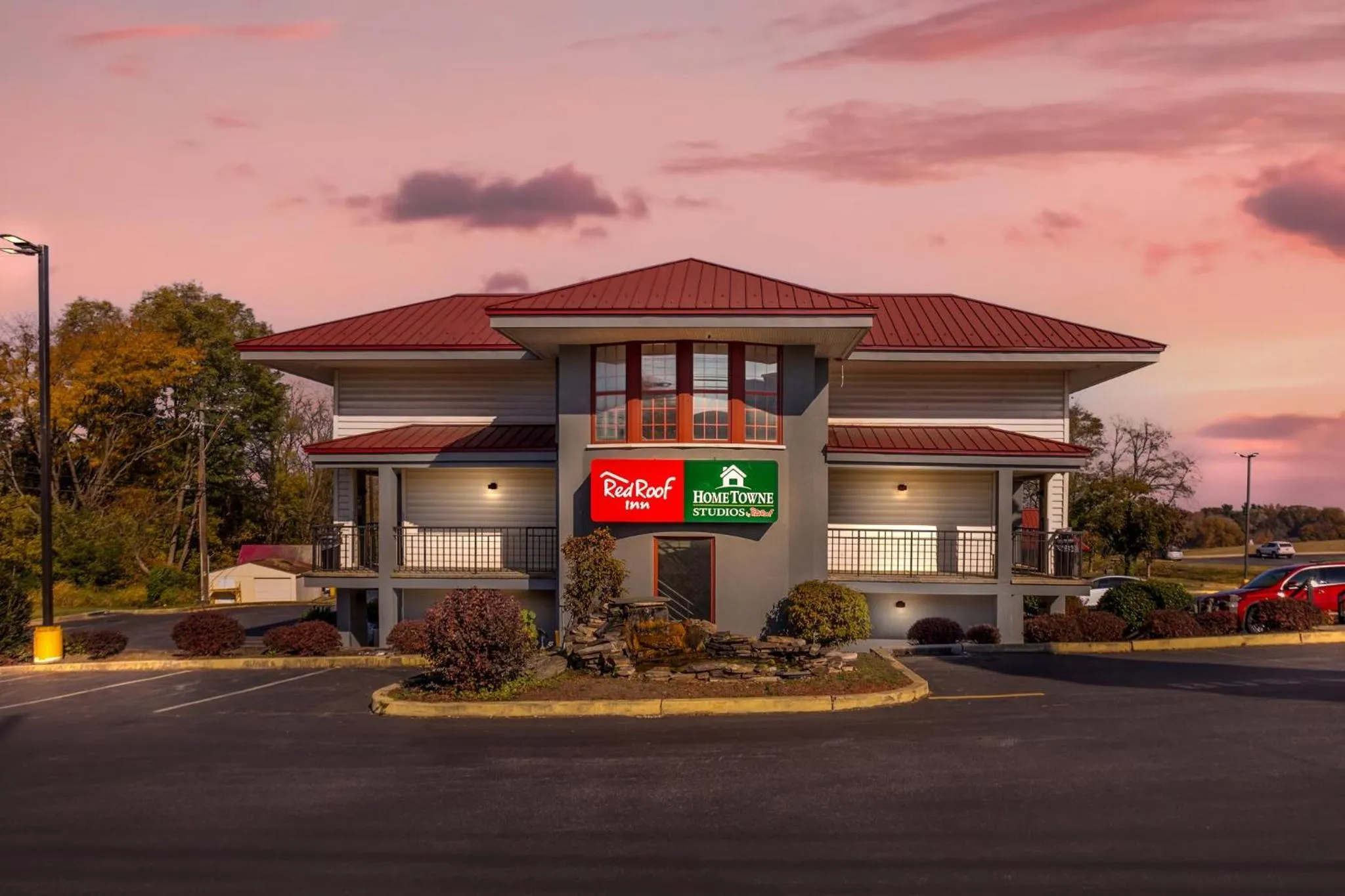 Facade/entrance in HomeTowne Studios by Red Roof Lancaster