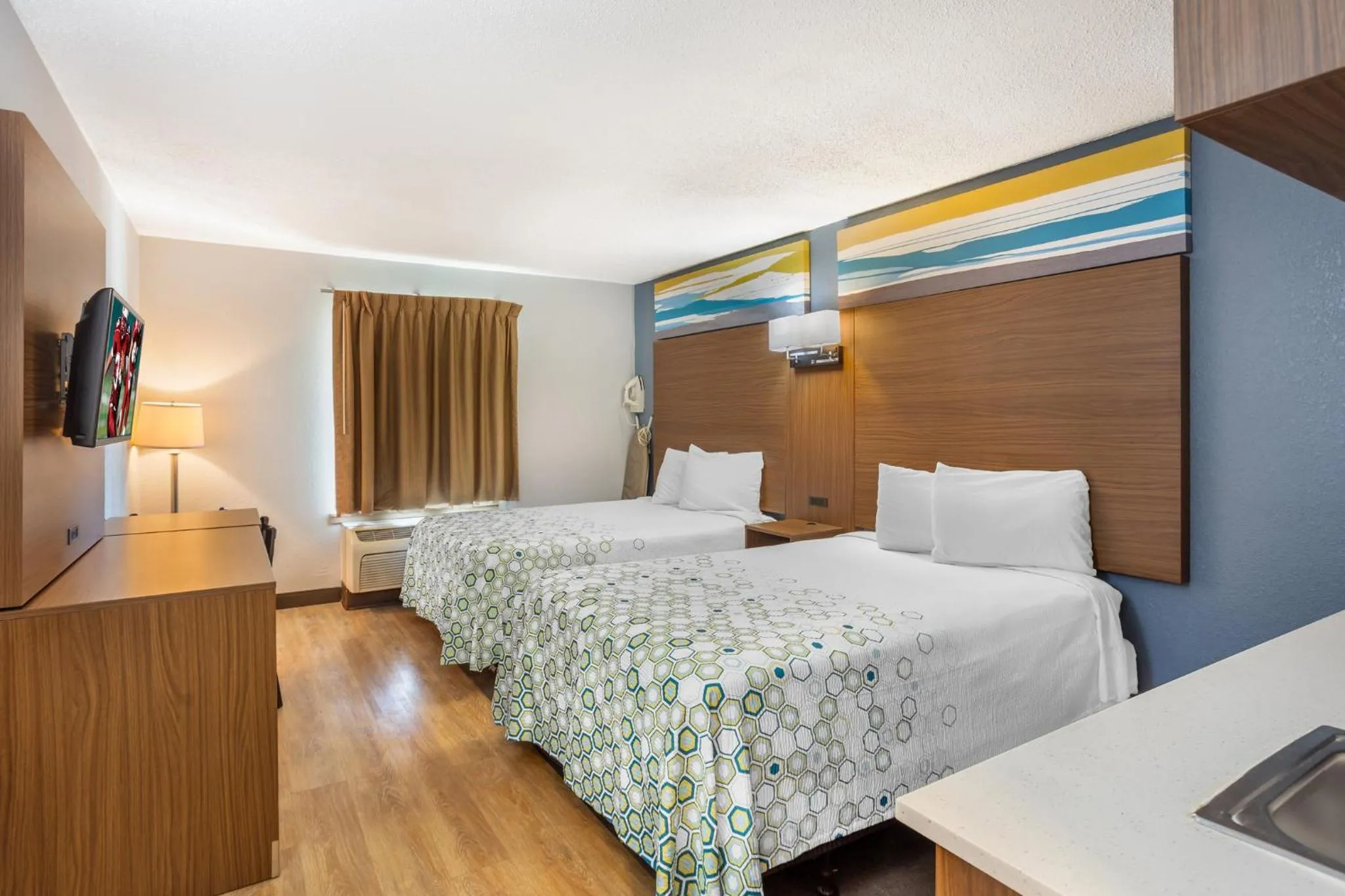 Photo of the whole room, Bed in HomeTowne Studios by Red Roof Lancaster