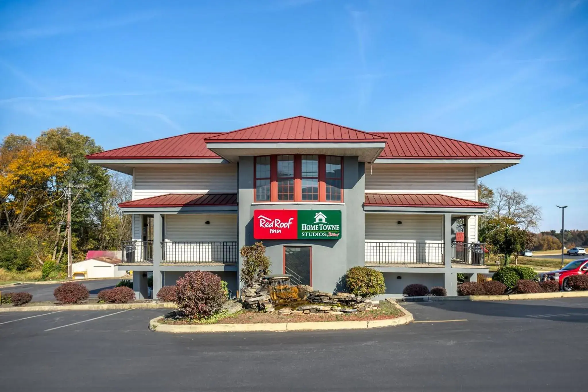 Property building in HomeTowne Studios by Red Roof Lancaster Property building in HomeTowne Studios by Red Roof Lancaster