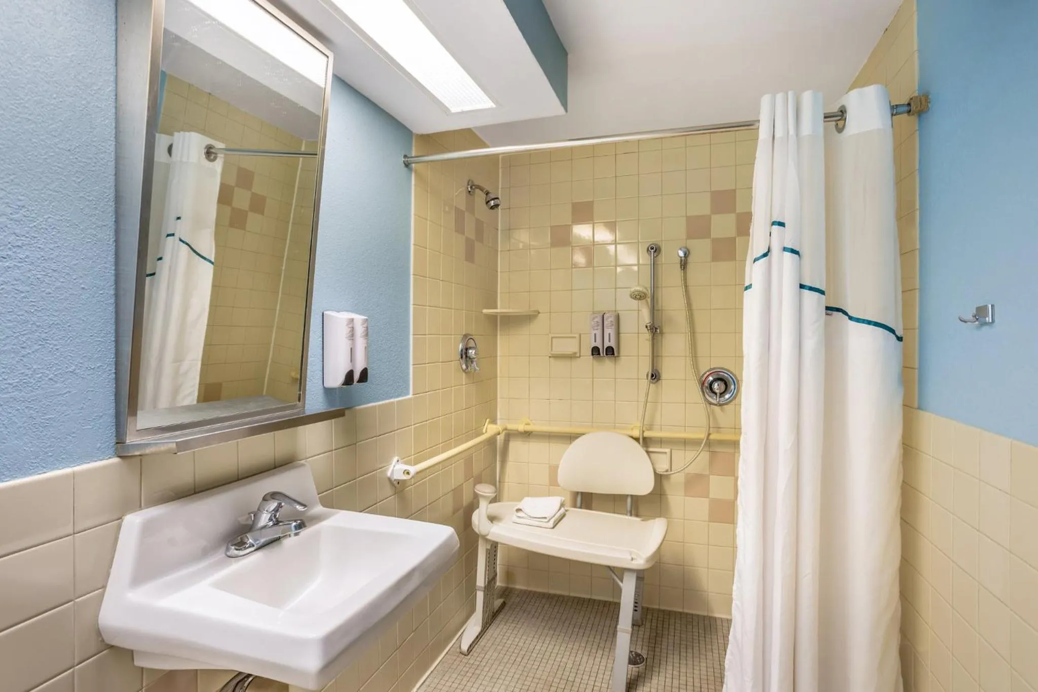 Bathroom in HomeTowne Studios by Red Roof Lancaster