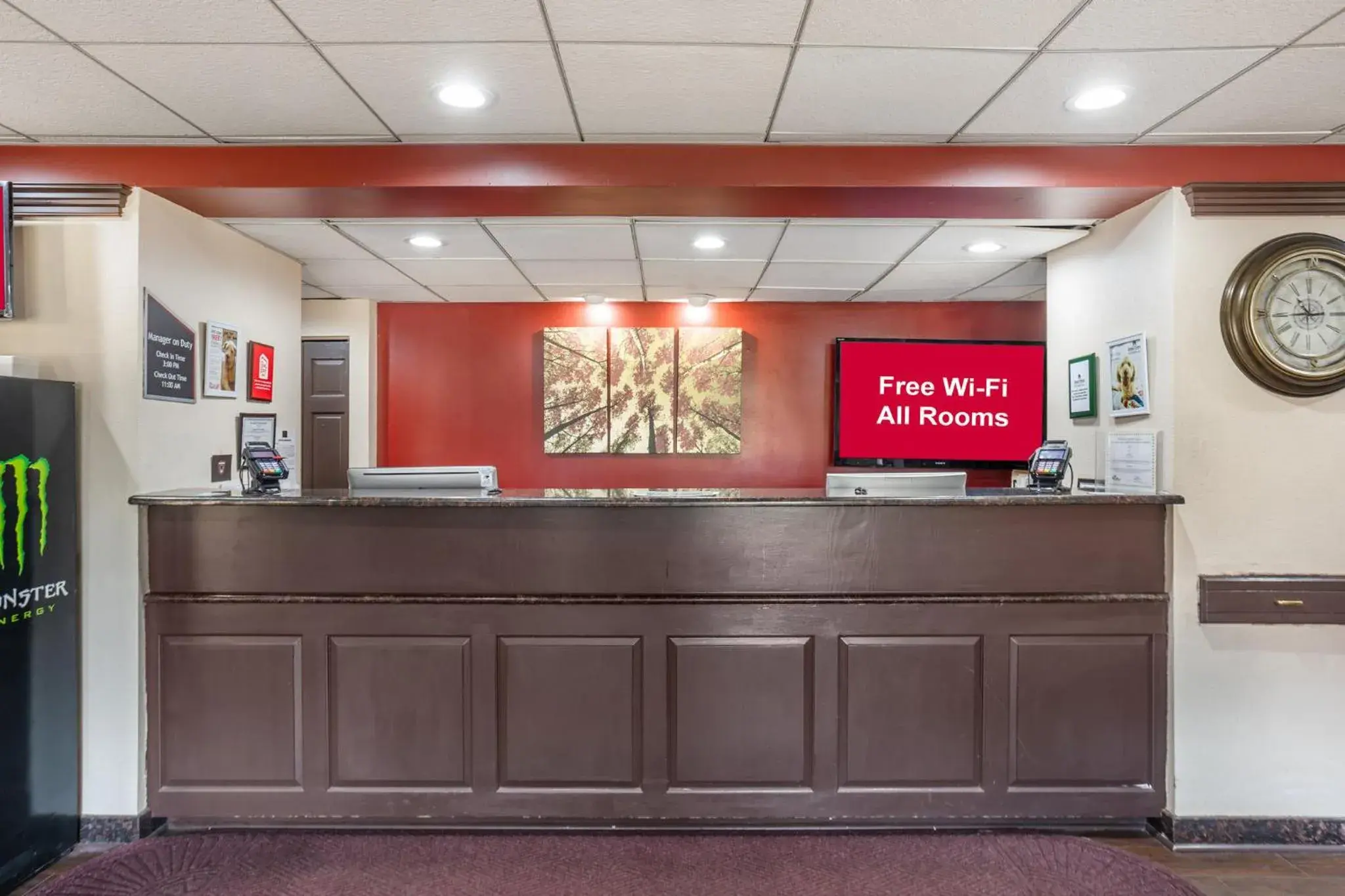 Lobby or reception in HomeTowne Studios by Red Roof Lancaster Lobby or reception in HomeTowne Studios by Red Roof Lancaster