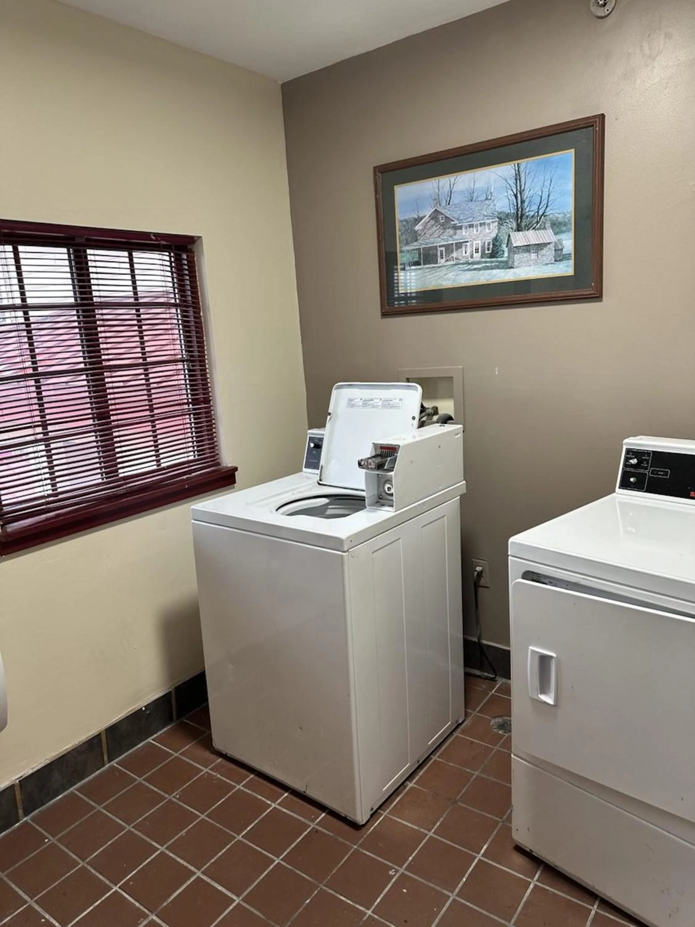 laundry in HomeTowne Studios by Red Roof Lancaster