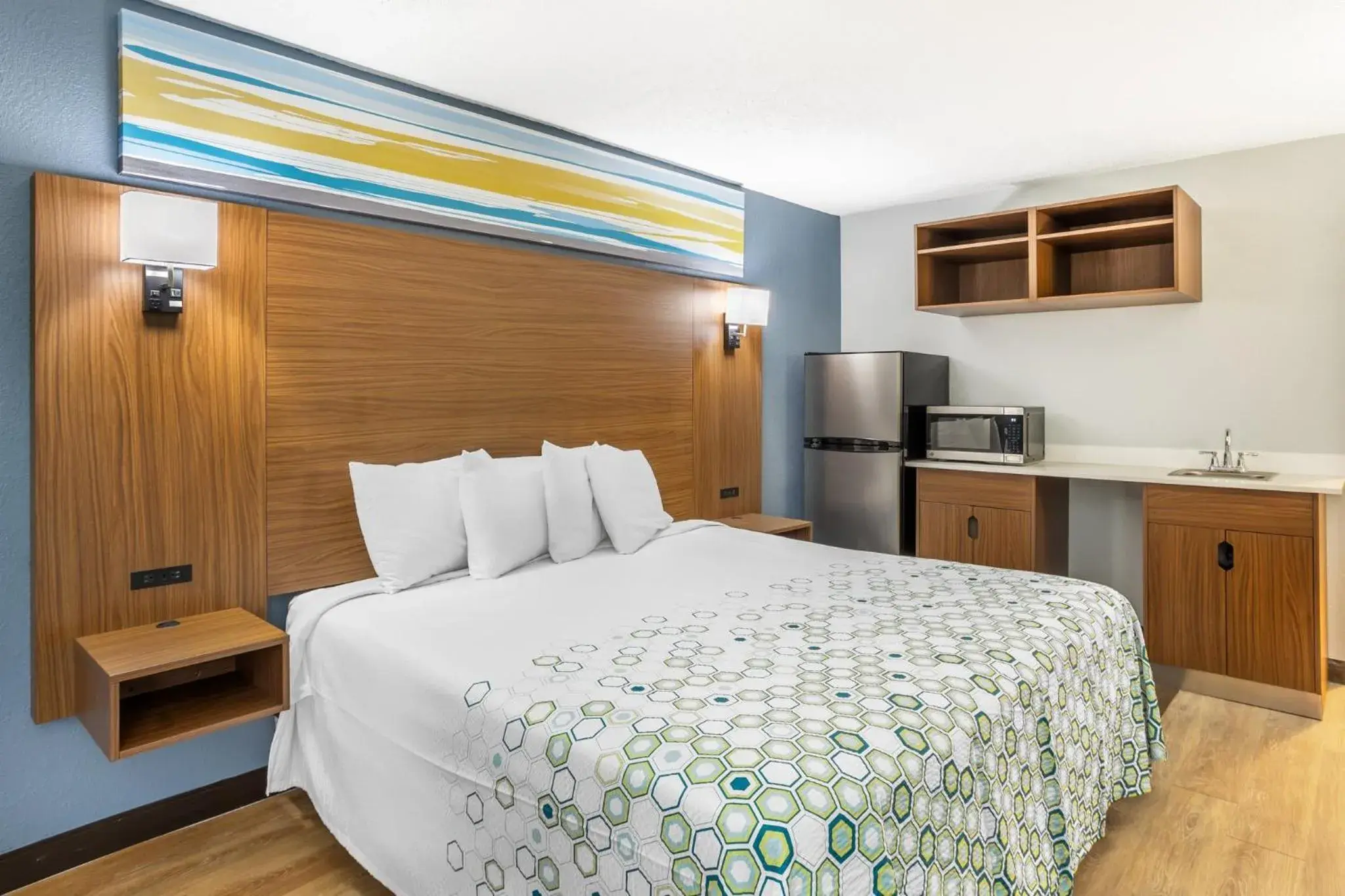 Photo of the whole room, Bed in HomeTowne Studios by Red Roof Lancaster Photo of the whole room, Bed in HomeTowne Studios by Red Roof Lancaster