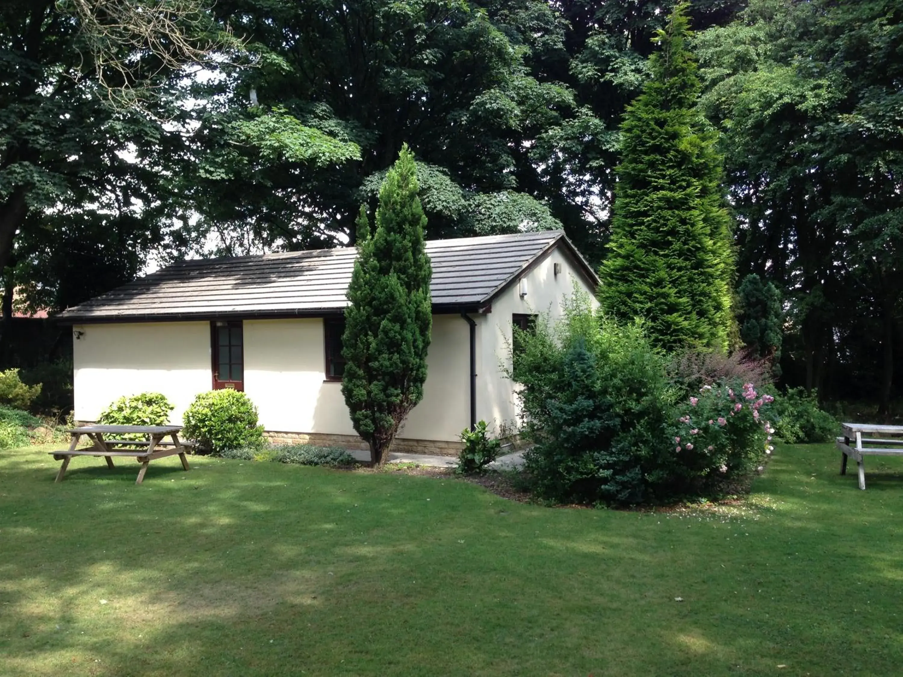 Property Building in Healey House Hotel