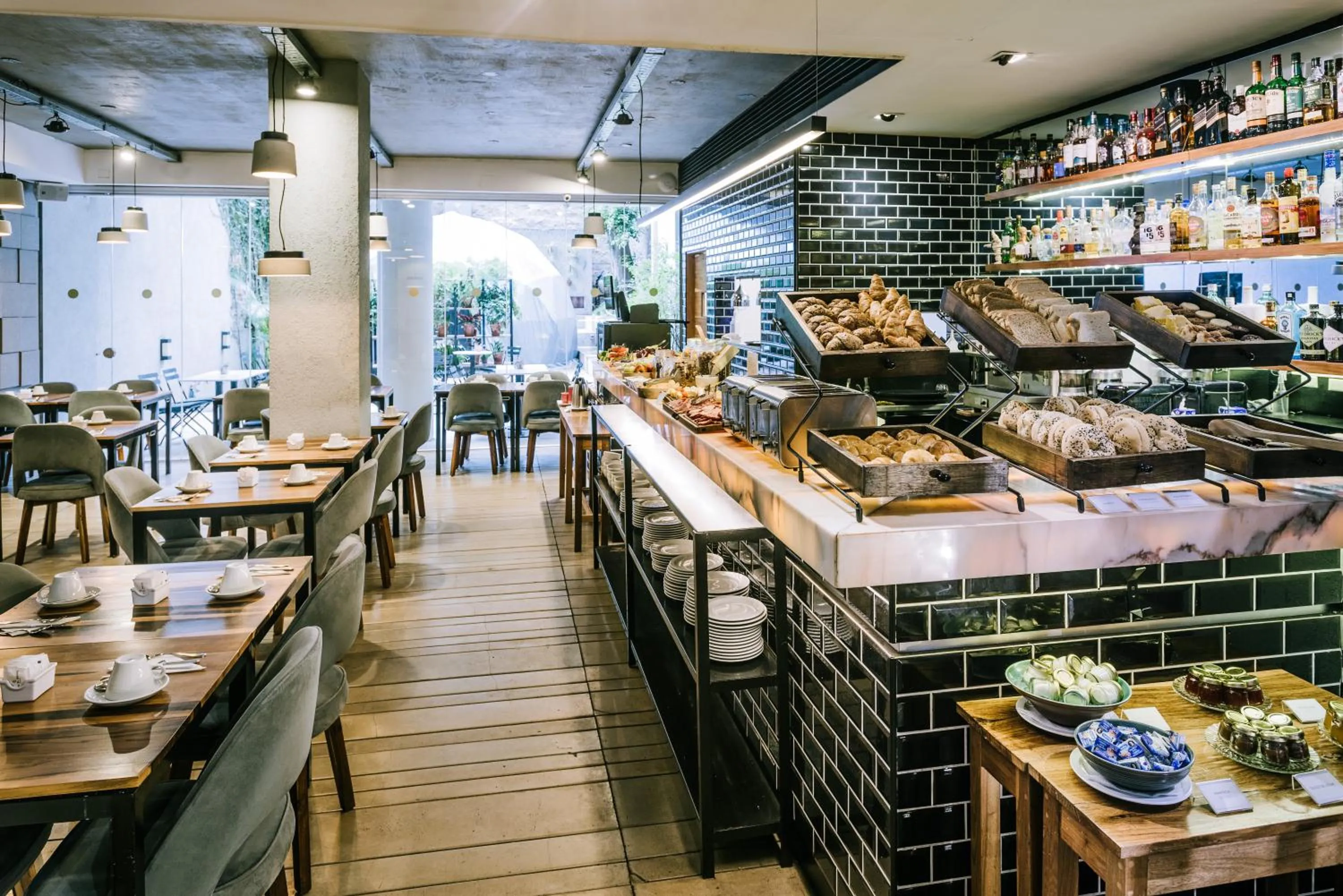 Buffet breakfast in Pleno Palermo Soho