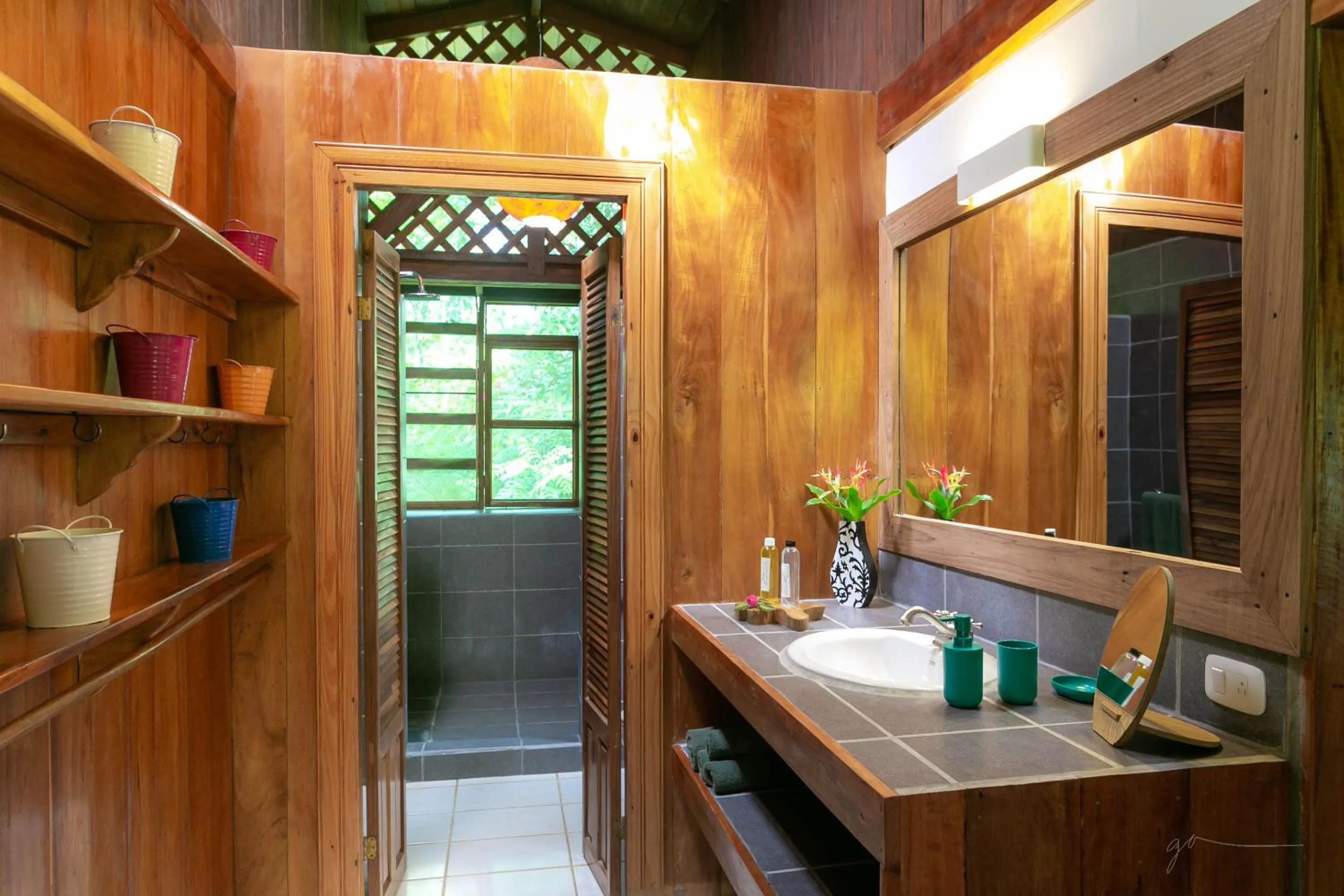 Bathroom in La Kukula Lodge
