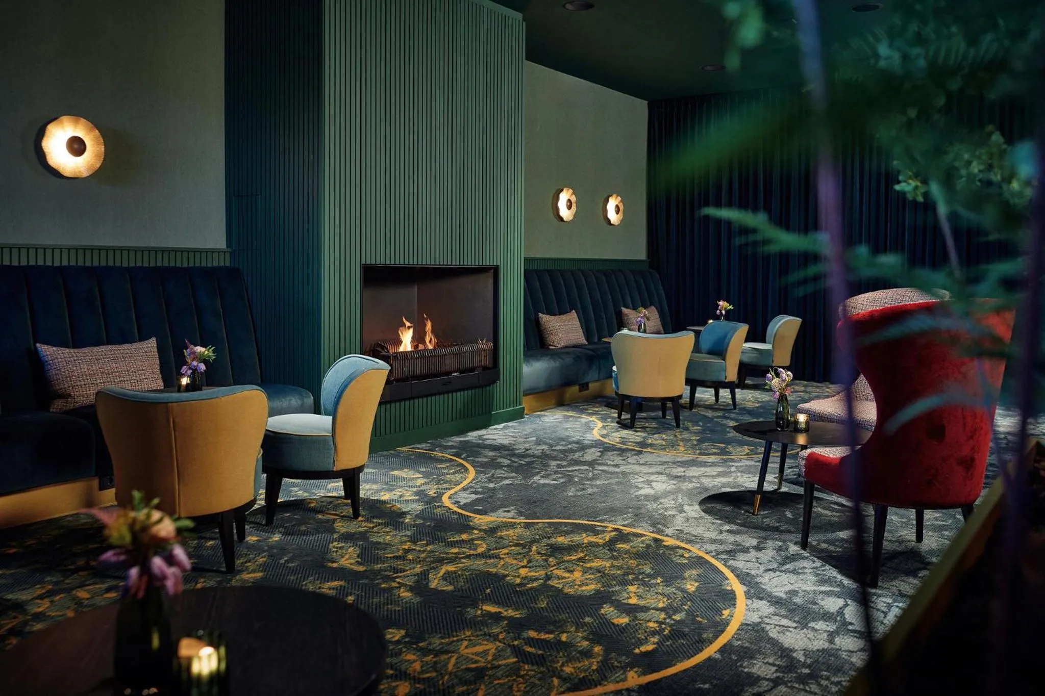 Lounge or bar in Hotel van der Valk Wolvega-Heerenveen