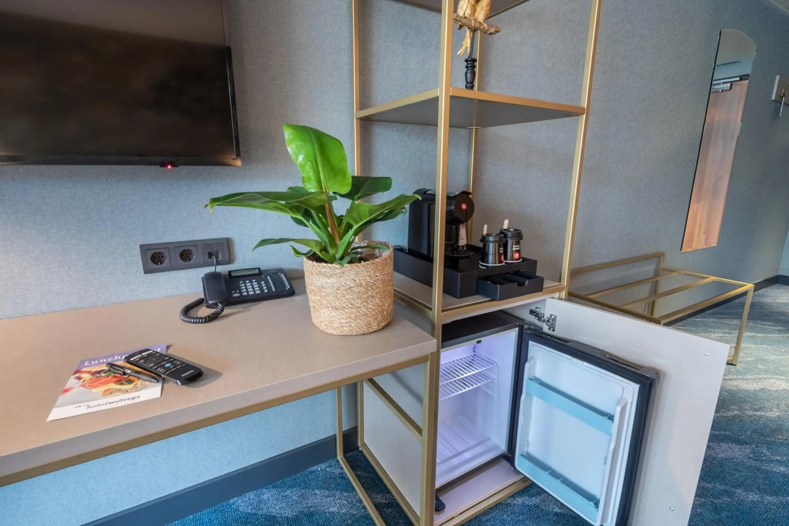 Comfort Double Room in Hotel van der Valk Wolvega-Heerenveen Comfort Double Room in Hotel van der Valk Wolvega-Heerenveen