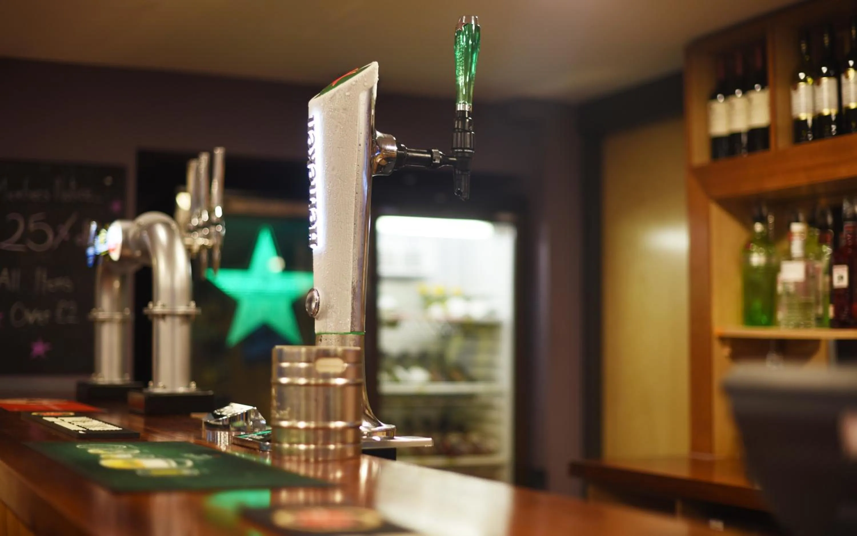 Lounge or bar in The Waterside Hotel and Leisure Club