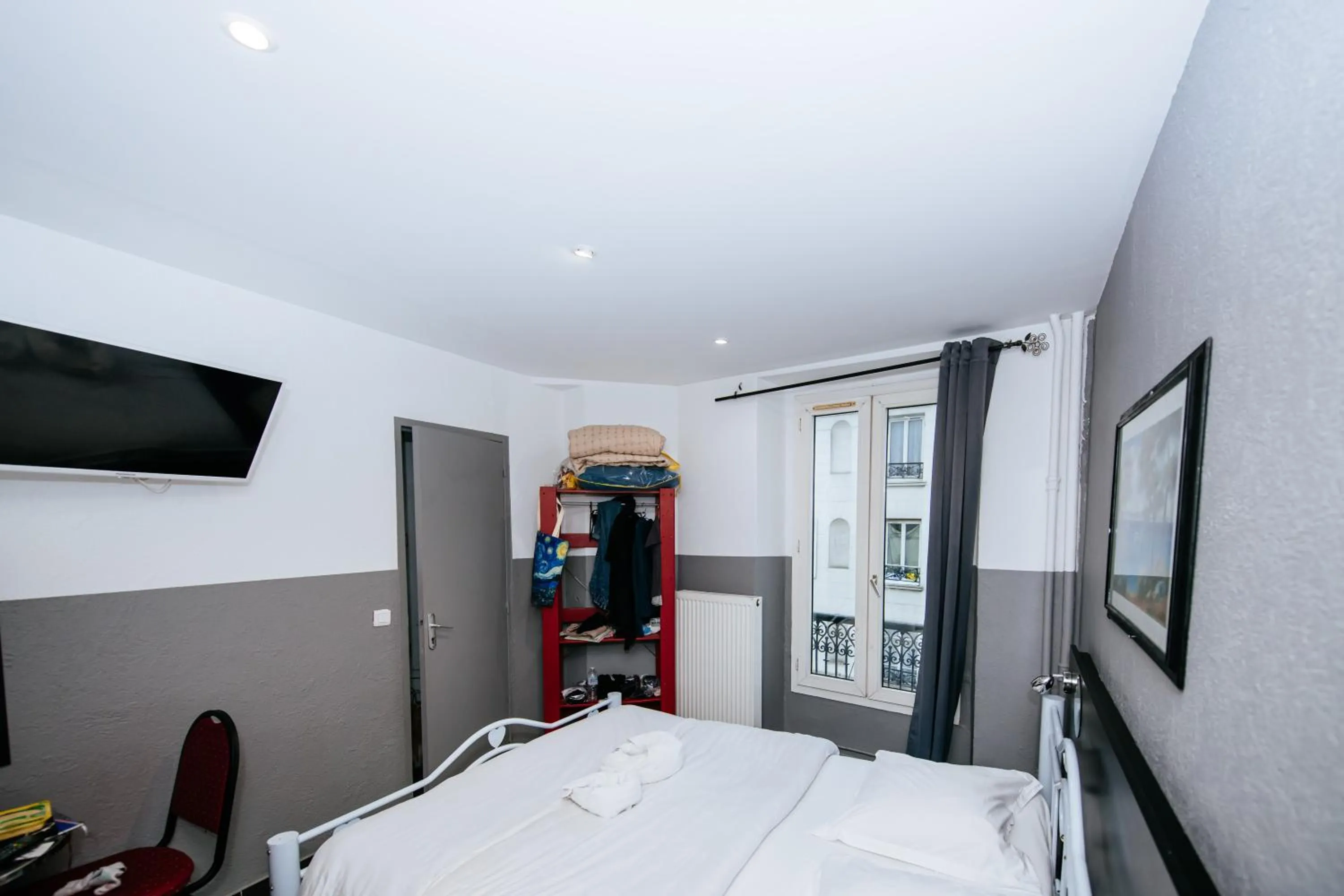 TV and multimedia, Bed in Hotel De La Poste