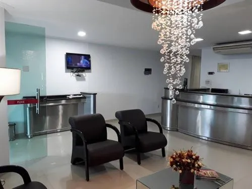 Augustos Hotel
