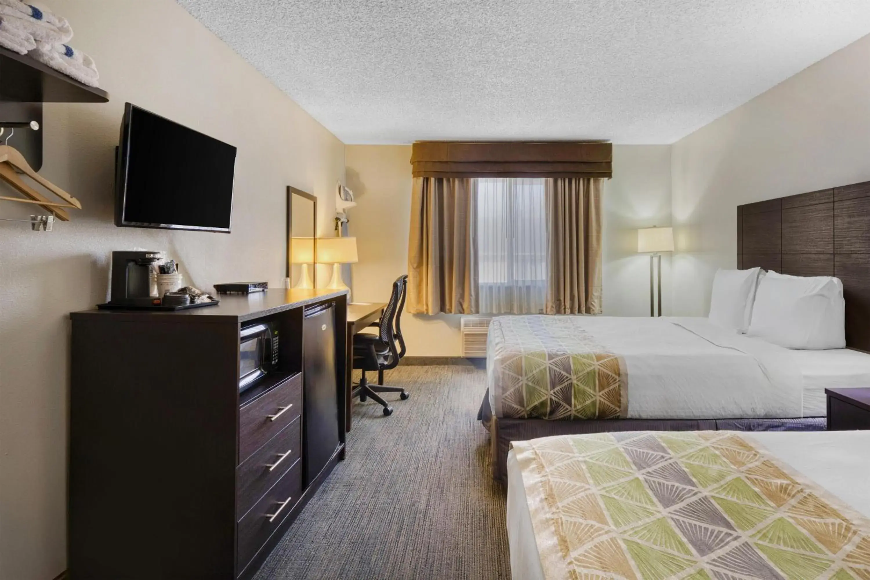 Bedroom, Bed in SureStay Plus by Best Western Montrose Bedroom, Bed in SureStay Plus by Best Western Montrose