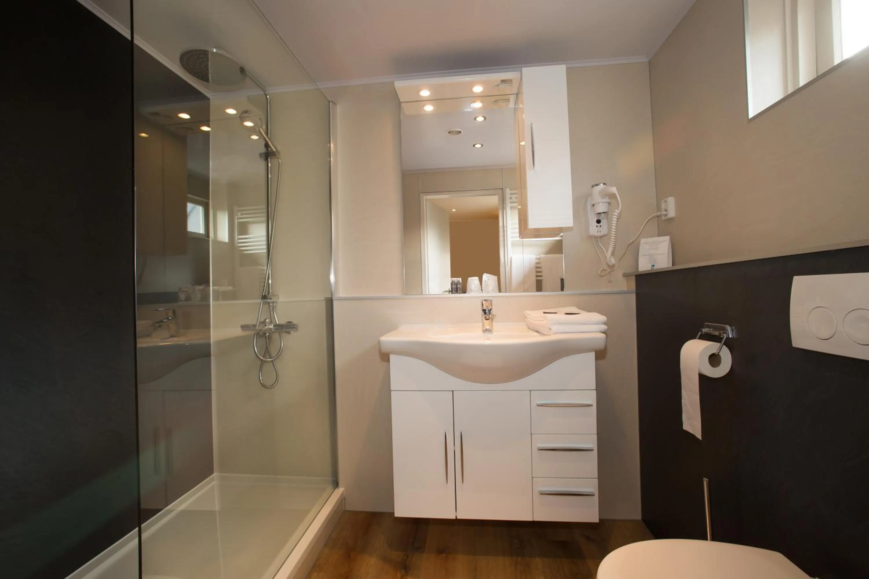 Bathroom in Landhotel De Hoofdige Boer