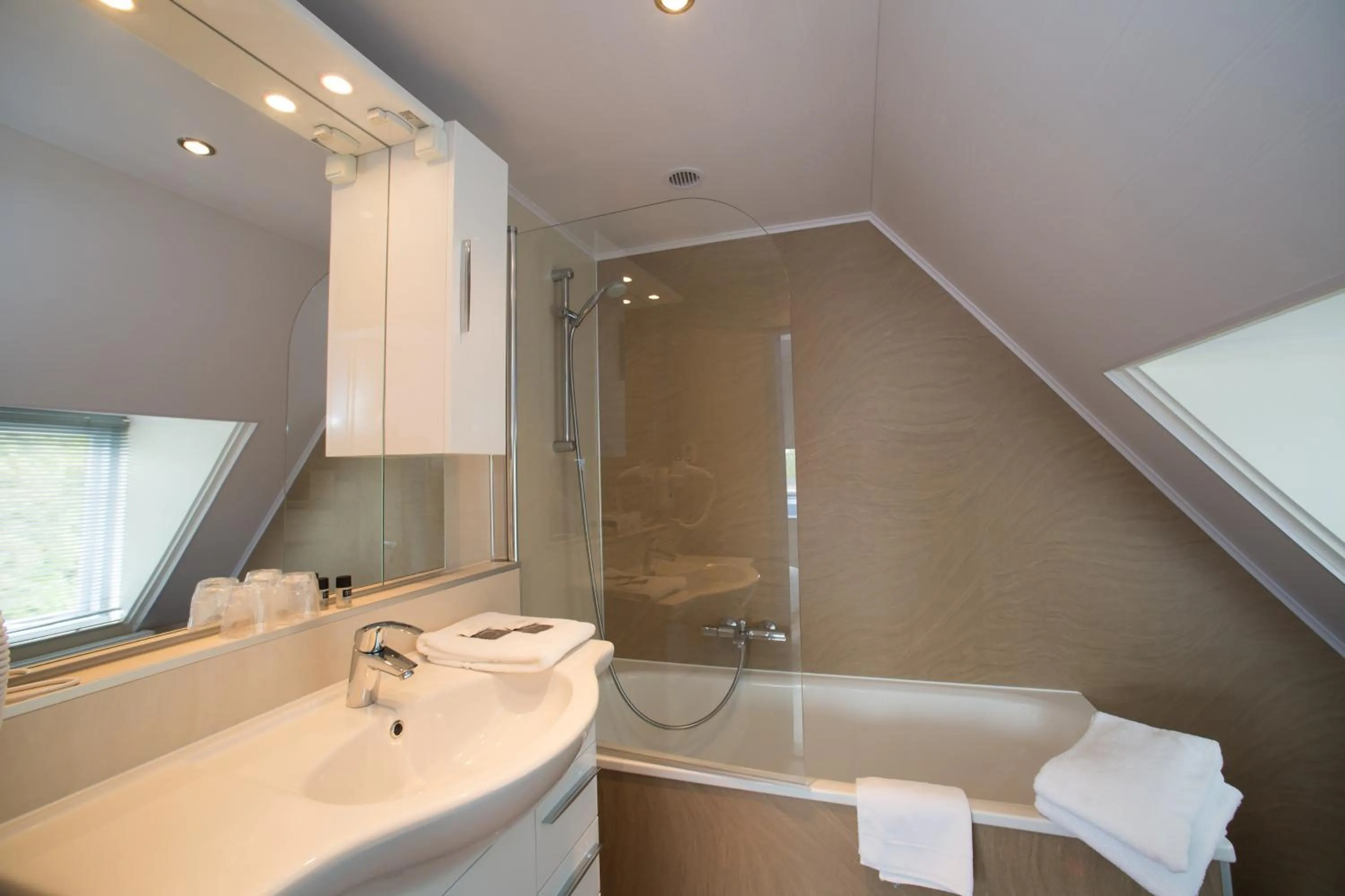 Bathroom in Landhotel De Hoofdige Boer