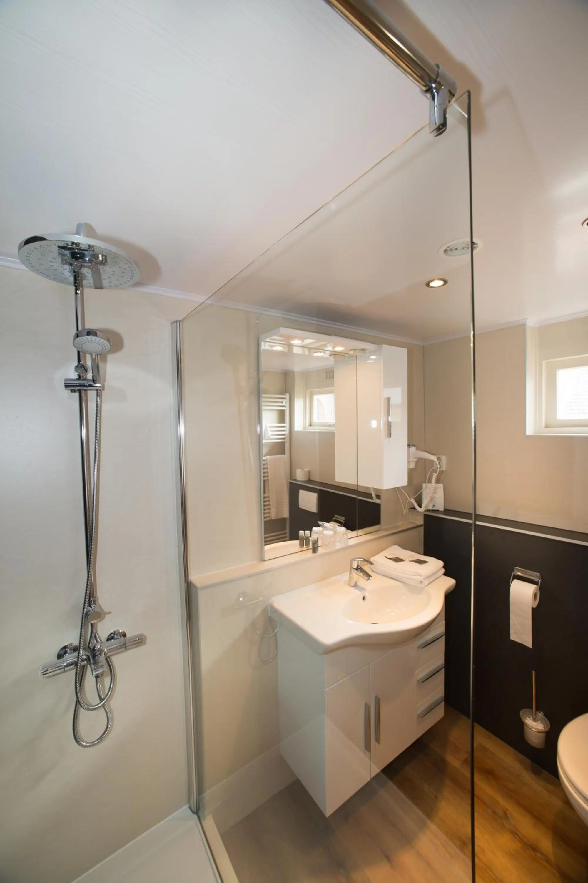 Bathroom in Landhotel De Hoofdige Boer