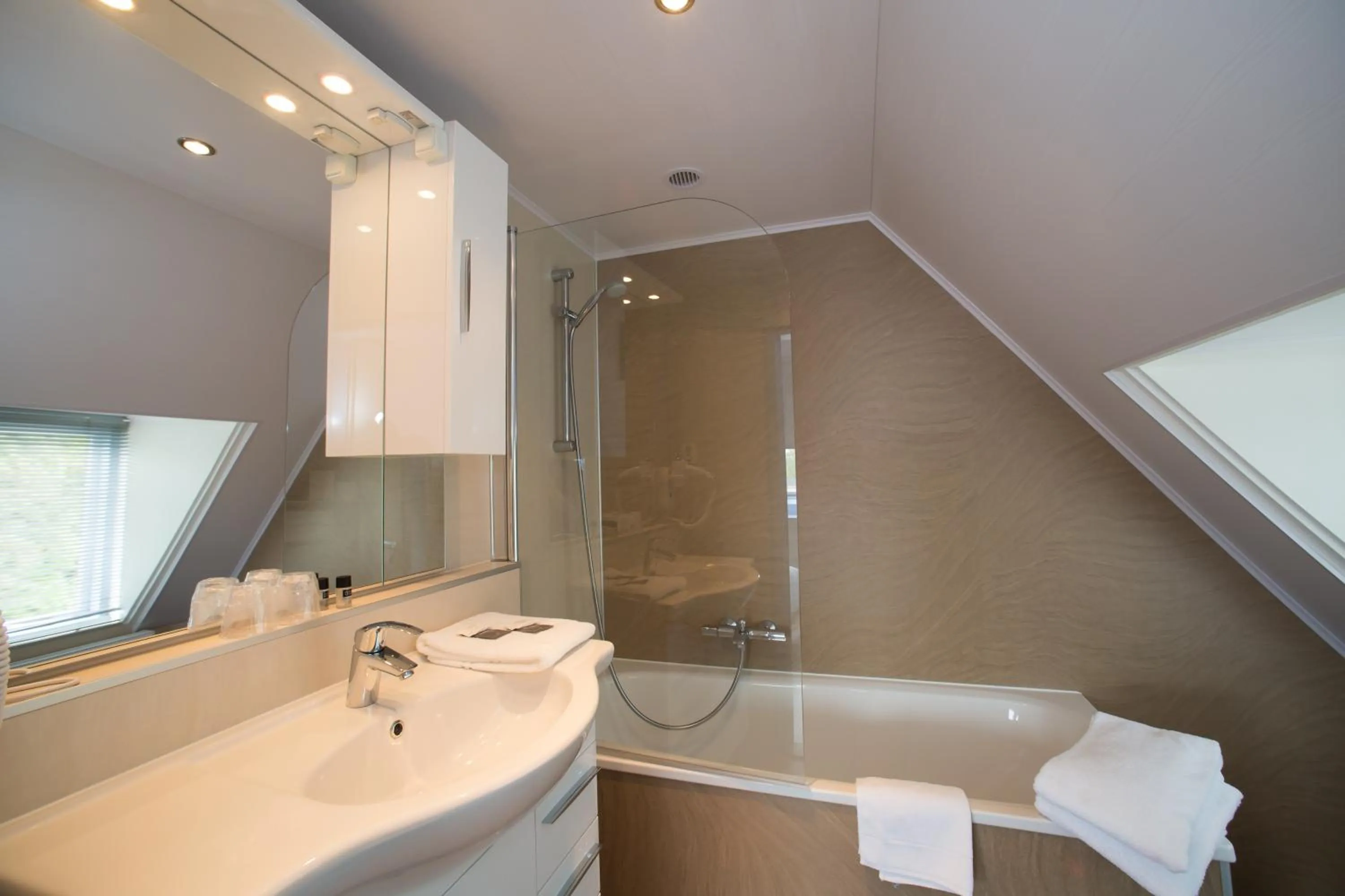 Bathroom in Landhotel De Hoofdige Boer