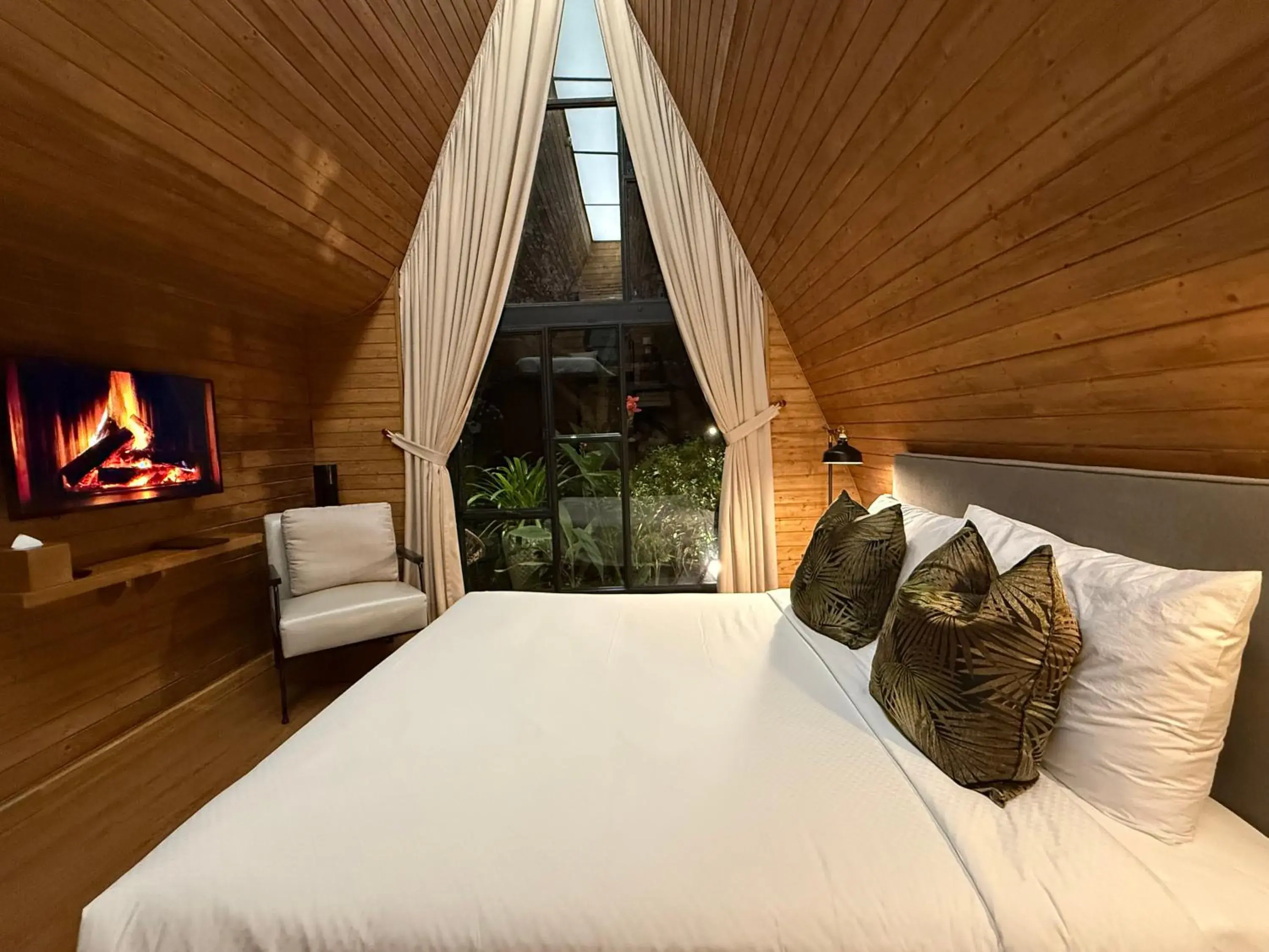 Bed in Bach Place Dalat Bed in Bach Place Dalat