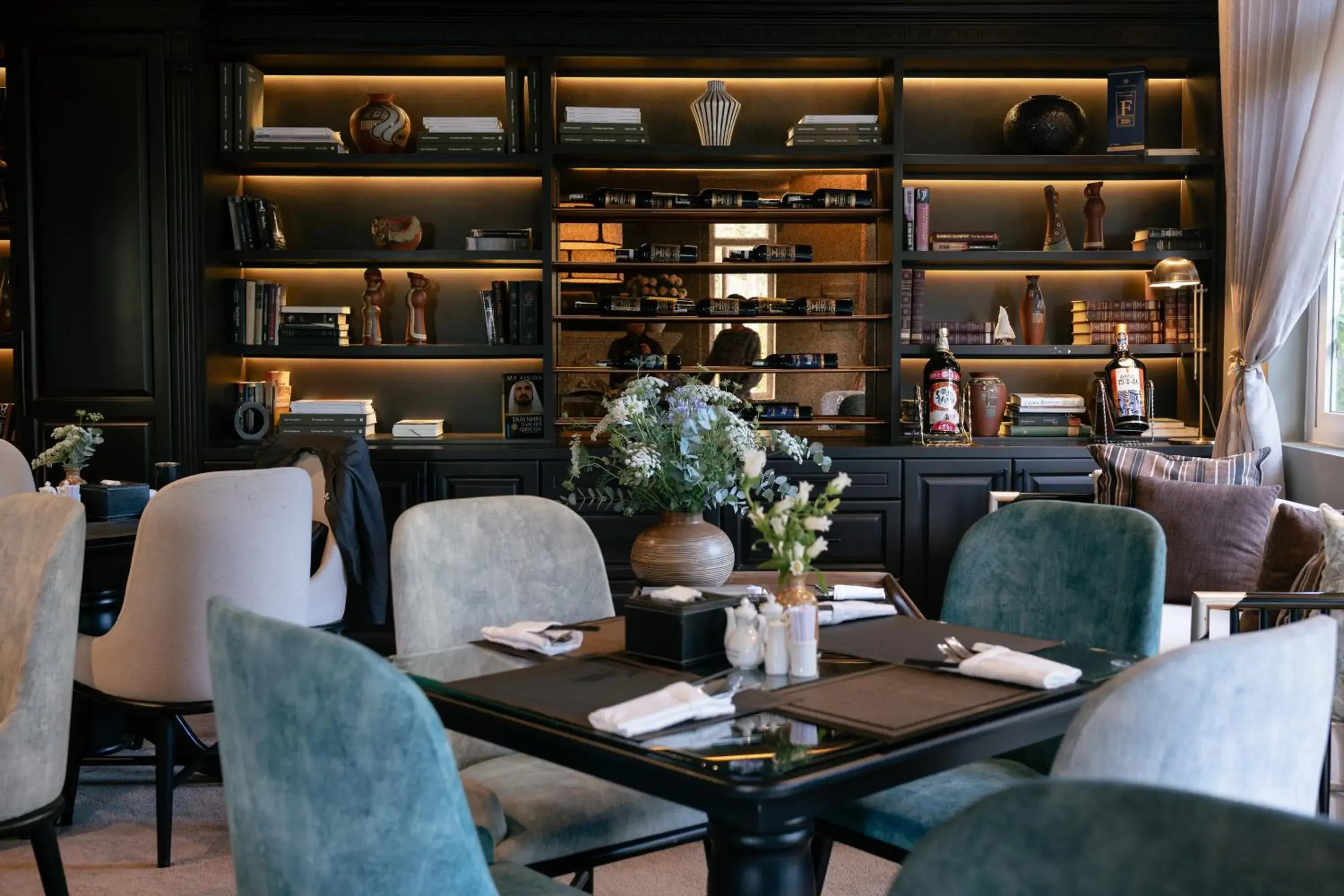 Restaurant/places to eat in Bach Place Dalat Restaurant/places to eat in Bach Place Dalat