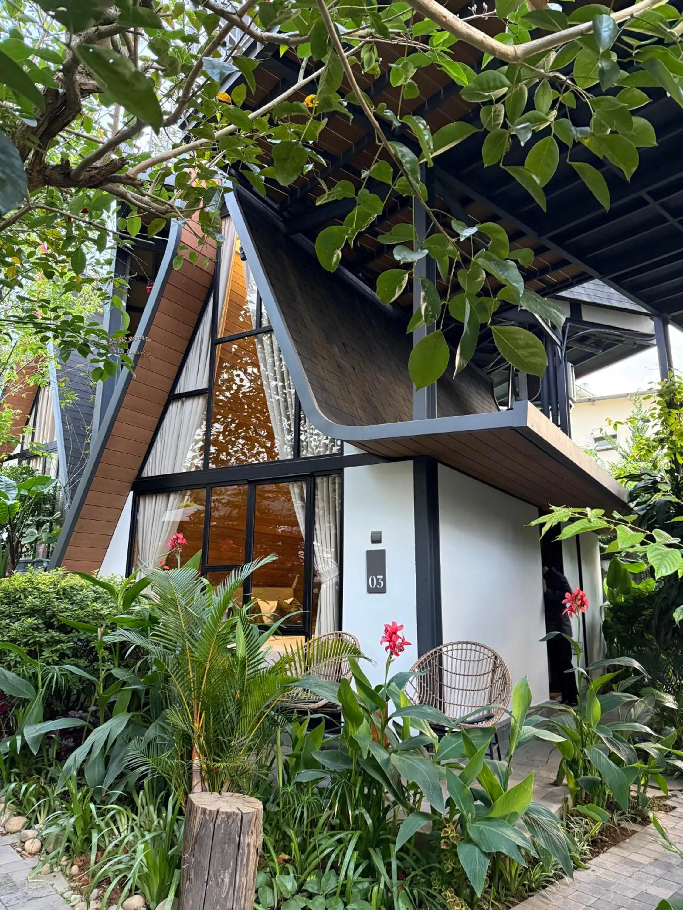 Day in Bach Place Dalat